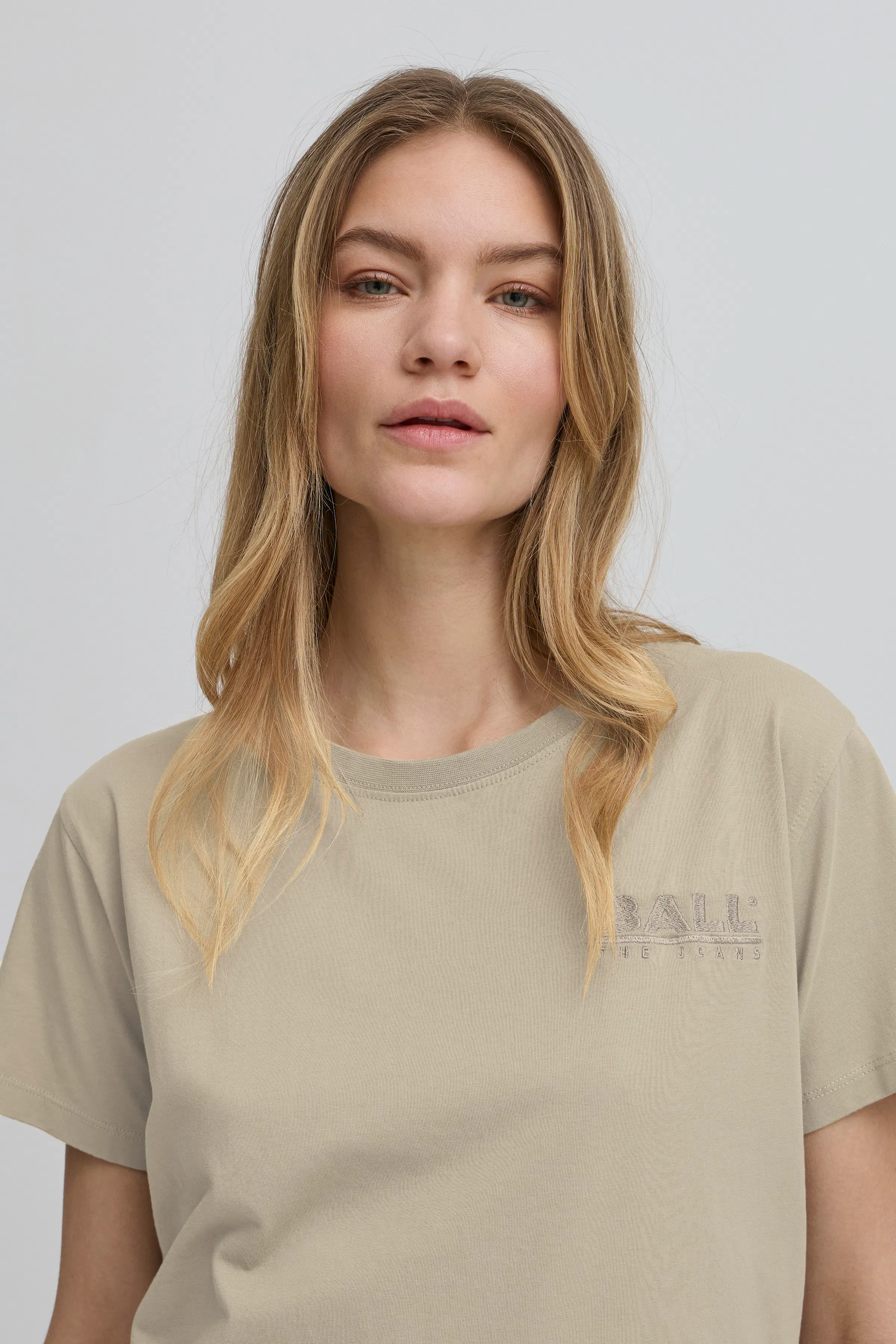 BASIMONA T-shirt LOOKBOOK DETAIL 50405121-170510