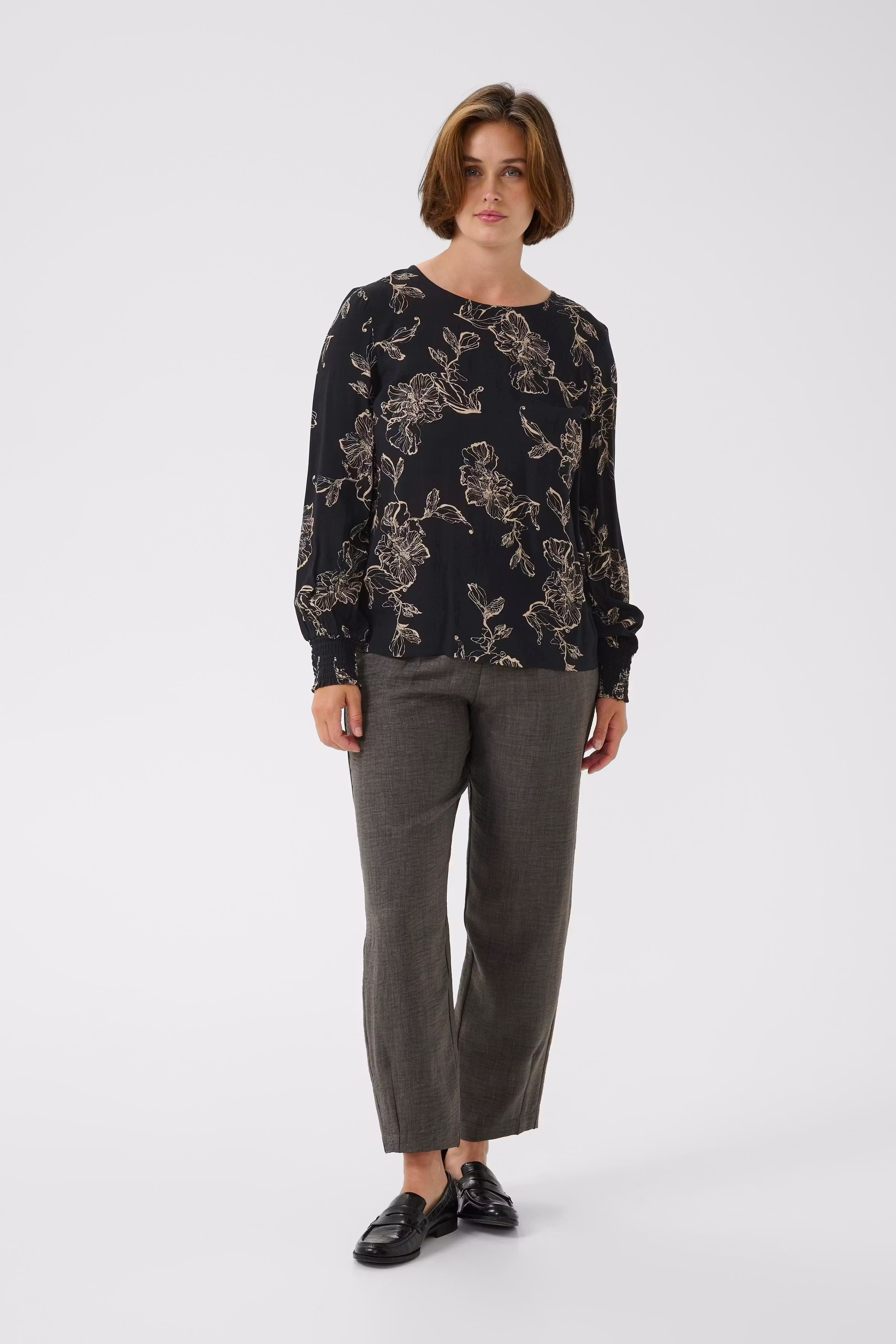 BPemilia Blouse LOOKBOOK FRONT 40200054-108677