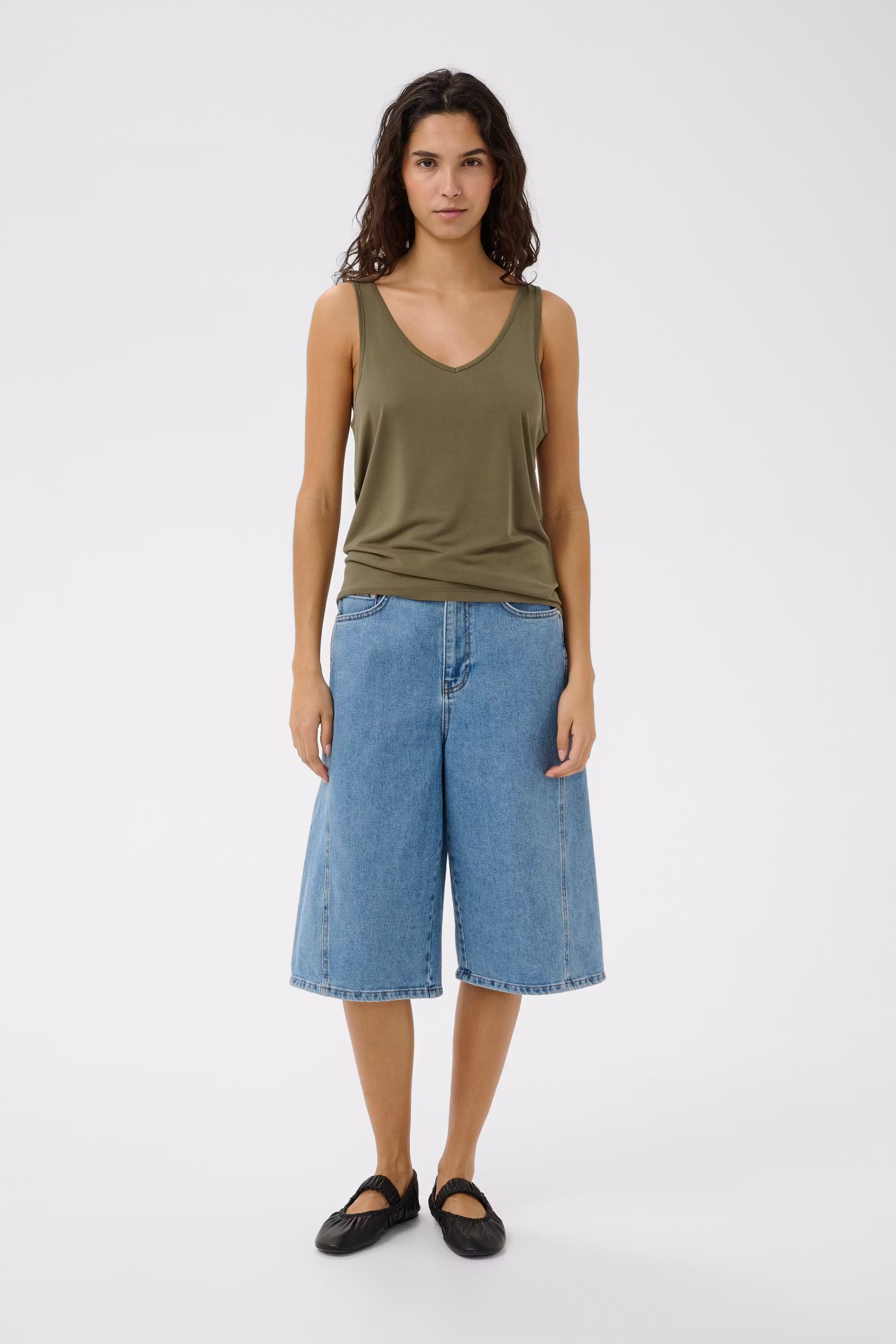 SLColumbine Top LOOKBOOK FRONT 30404199-170517