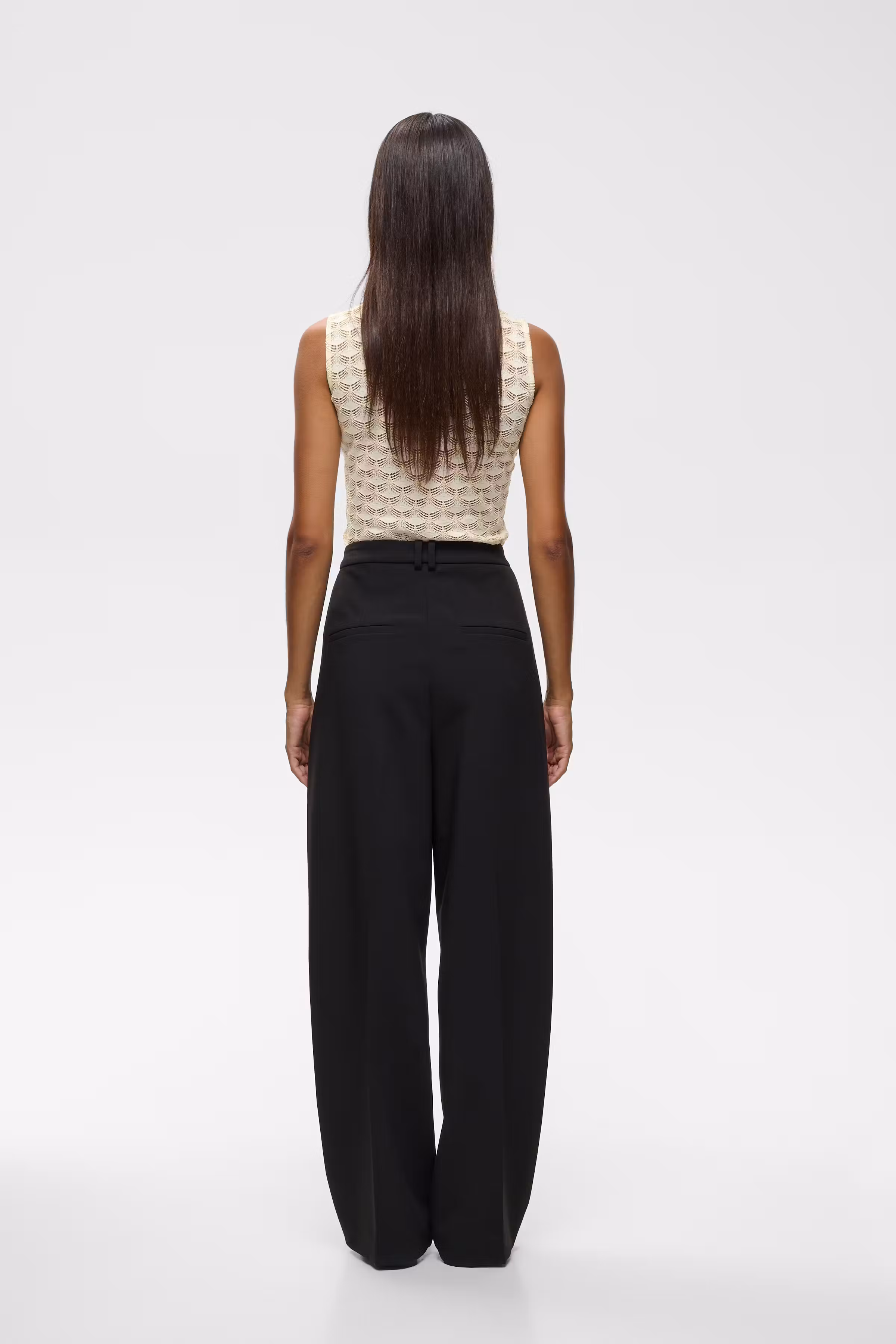 TullaIW T-shirt LOOKBOOK BACK 30111335-110701