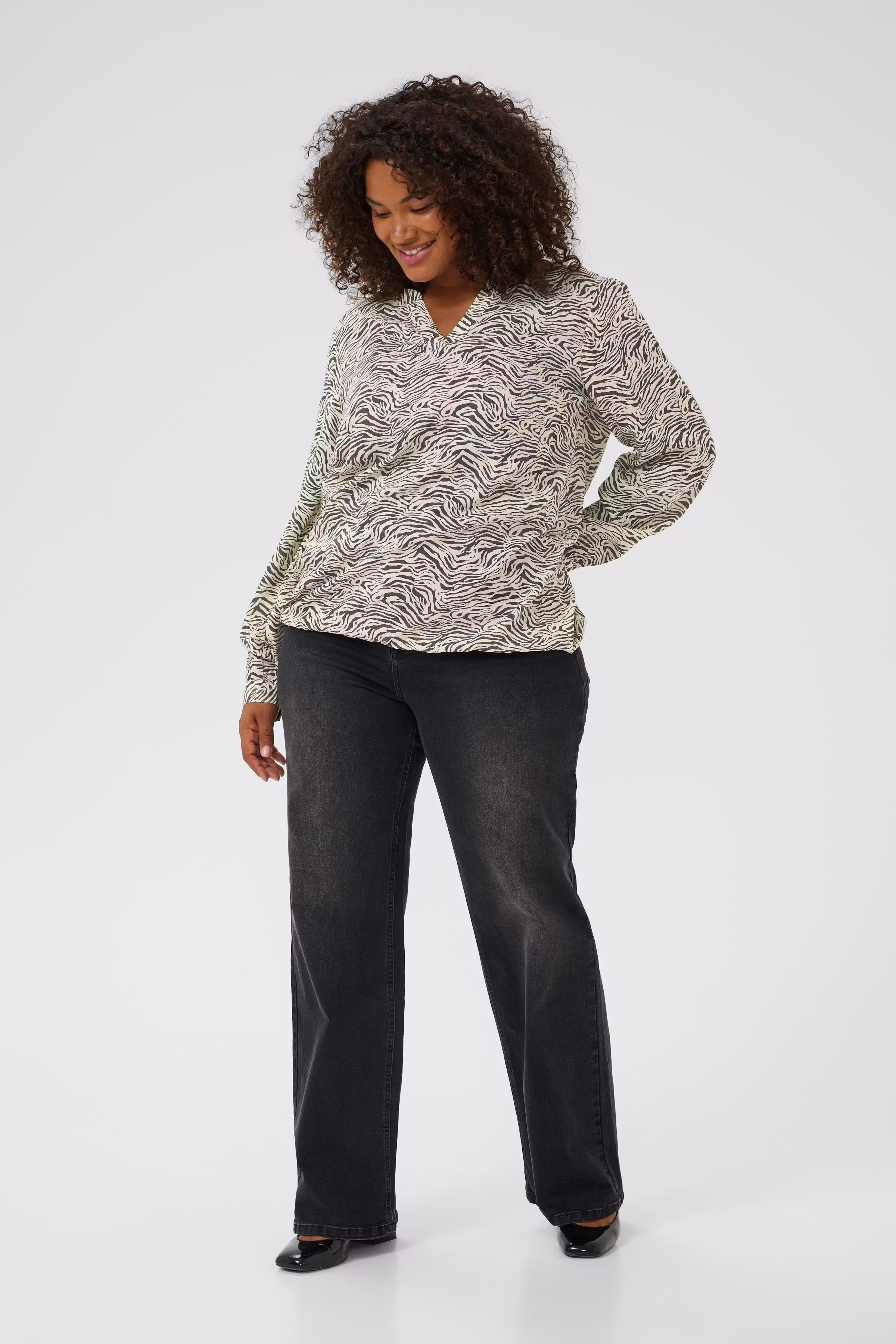 KCdiana Bluse LOOKBOOK FRONT 10581815-108215