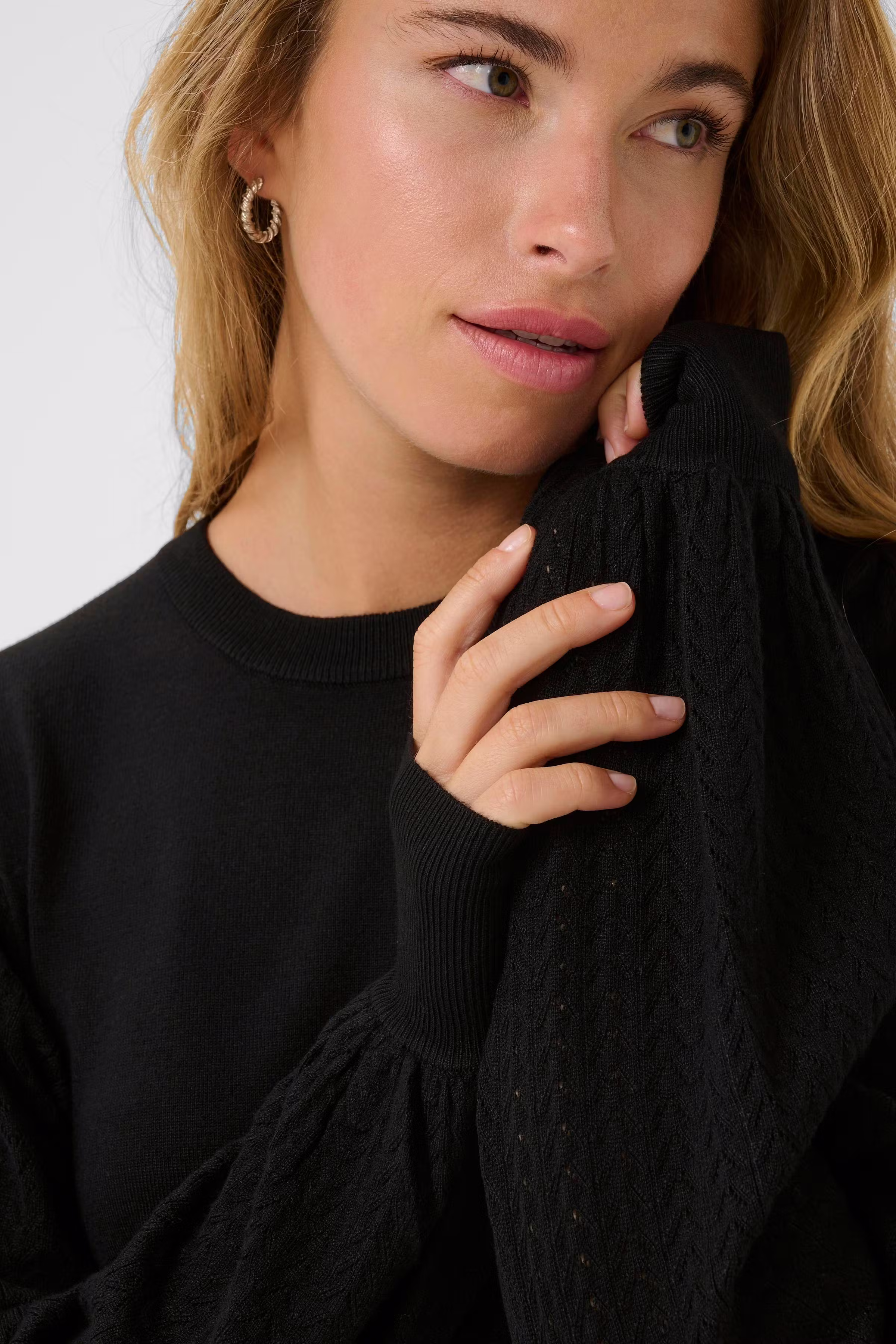 KAlone Pullover LOOKBOOK DETAIL 10511335-100121