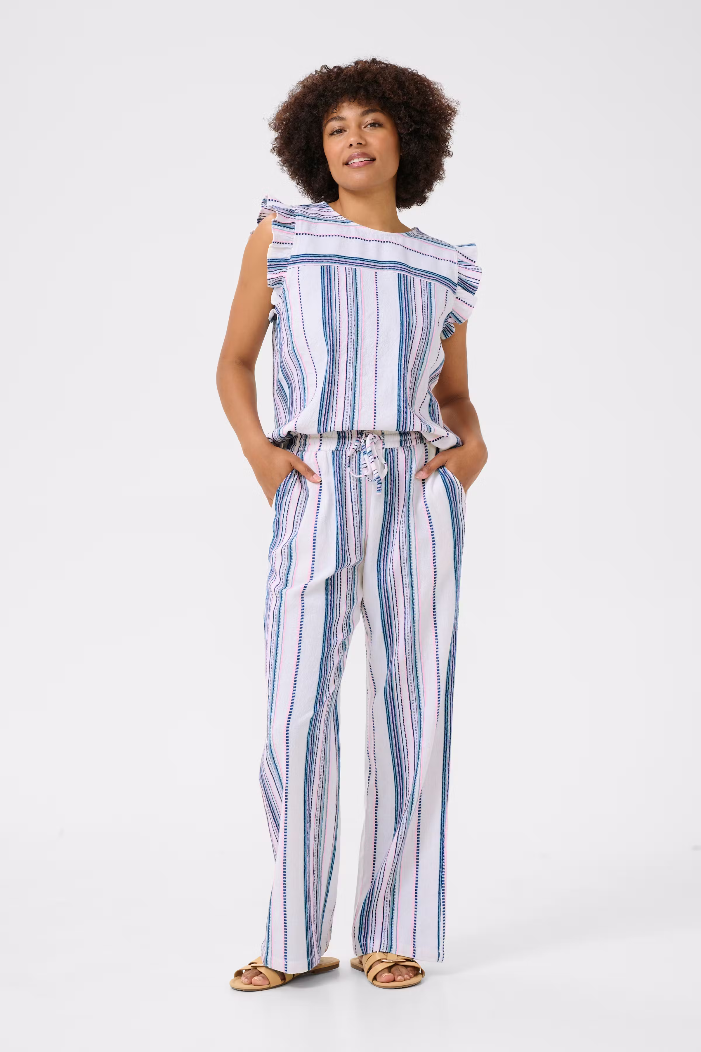 CRMiva Top LOOKBOOK FRONT 10613875-107782