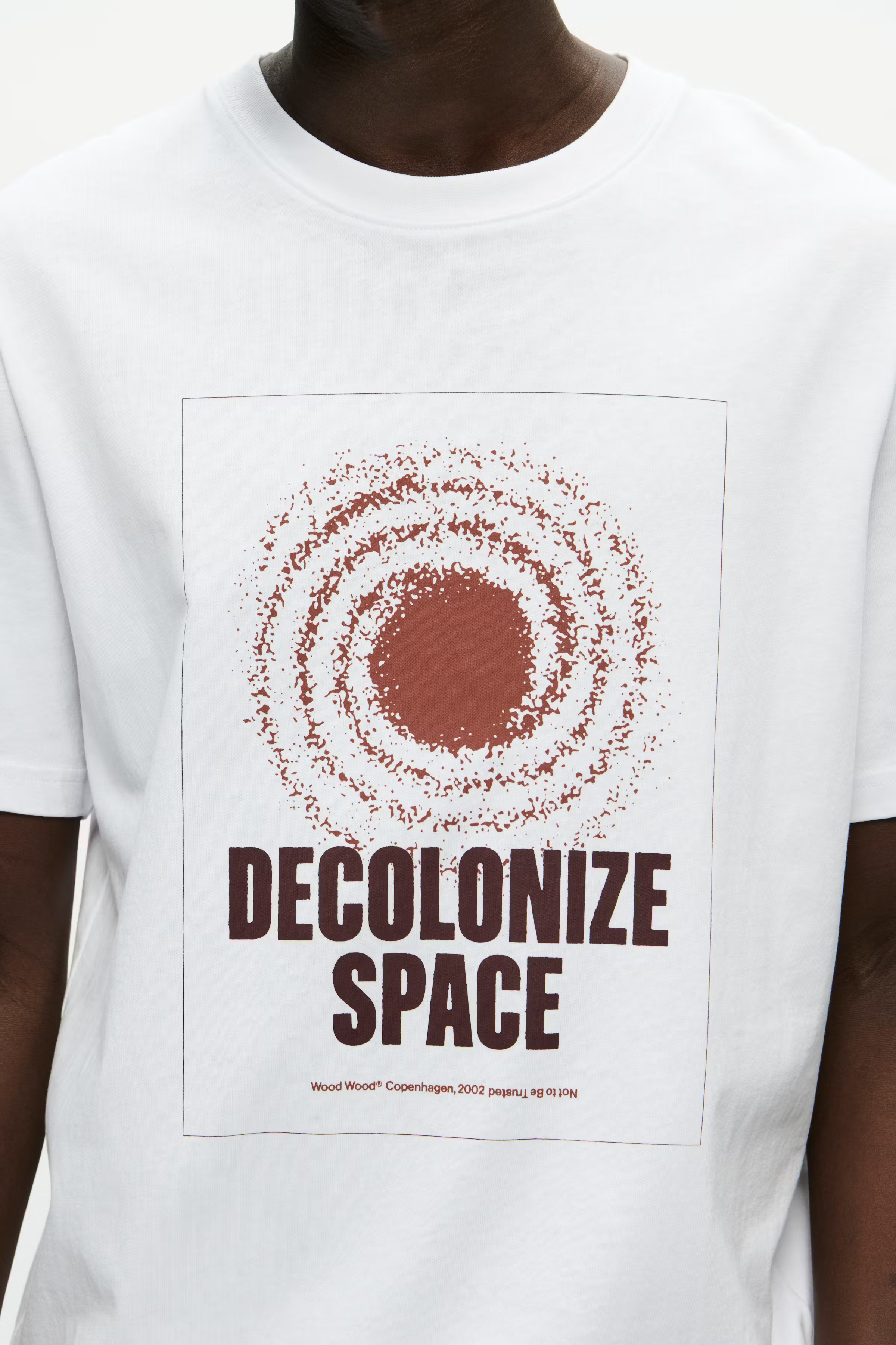 WWBobby T-shirt LOOKBOOK DETAIL 30251561-110601