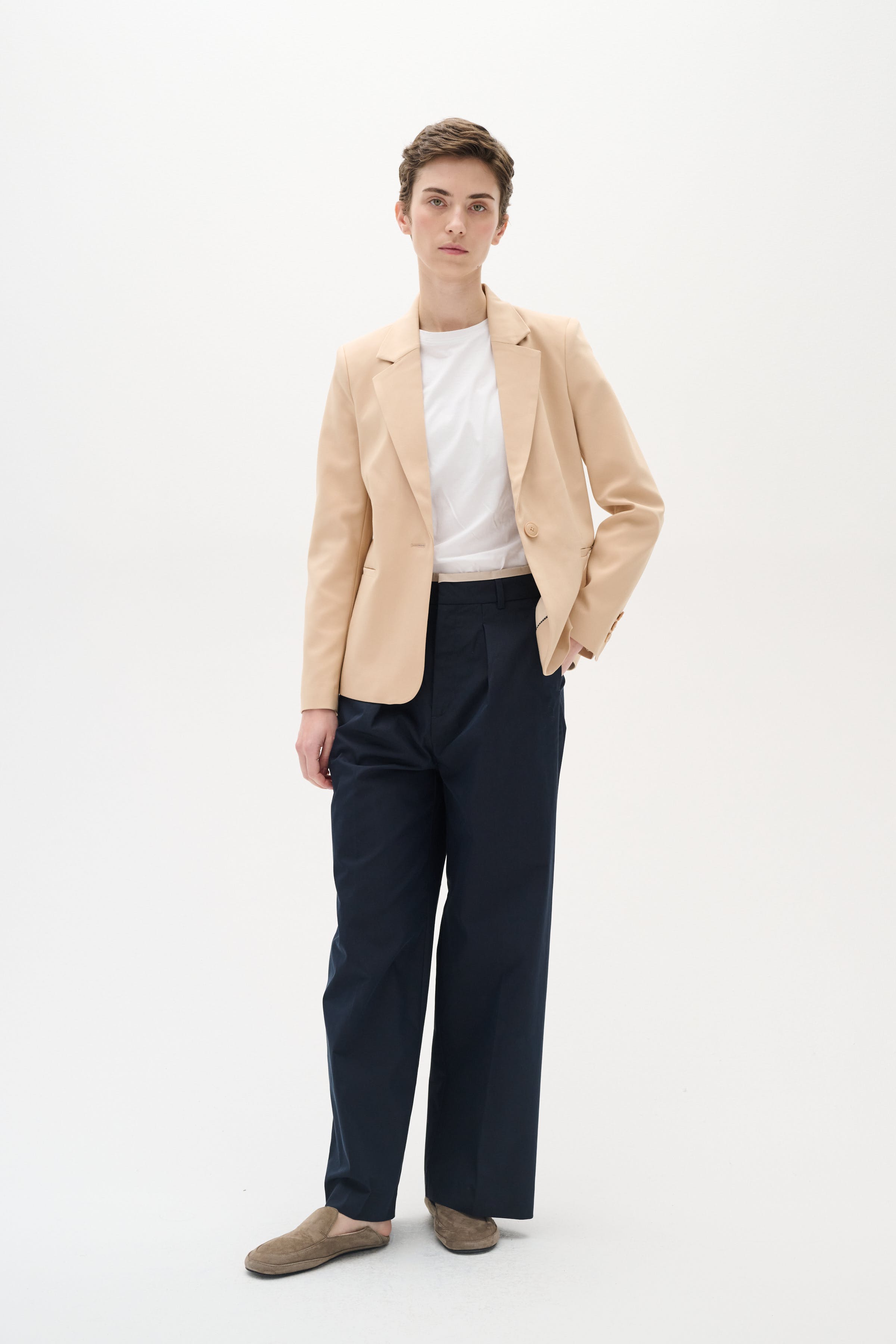 MalaiaIW Broek LOOKBOOK FRONT 30109961-300005