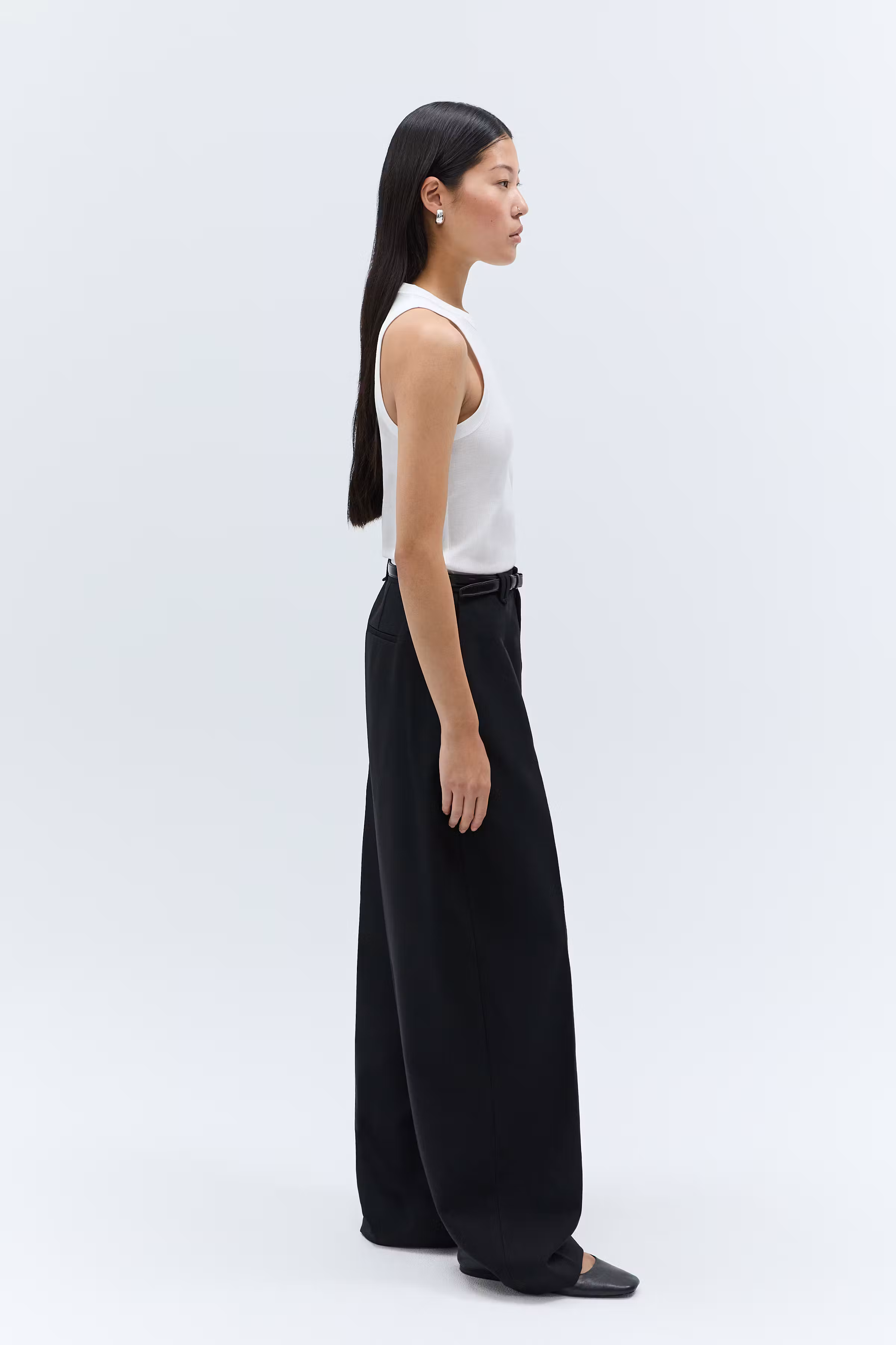 IOKlara Top LOOKBOOK FRONT 30600545-WH001