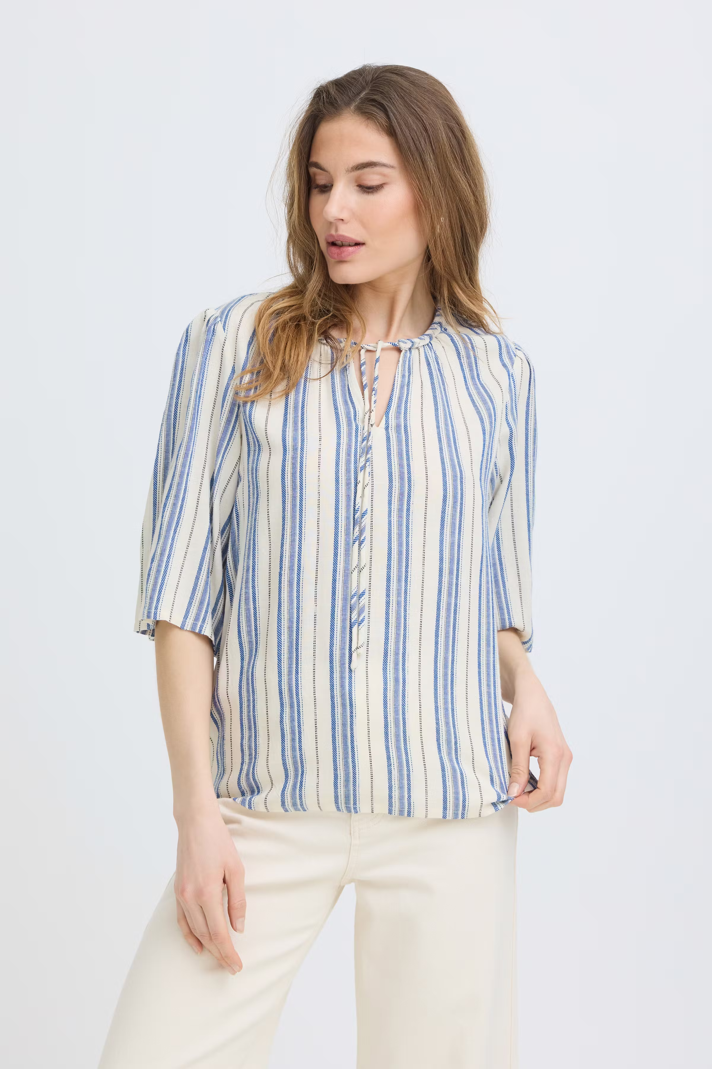 PZCHRISTEL Bluse LOOKBOOK FRONT 50210481-114201
