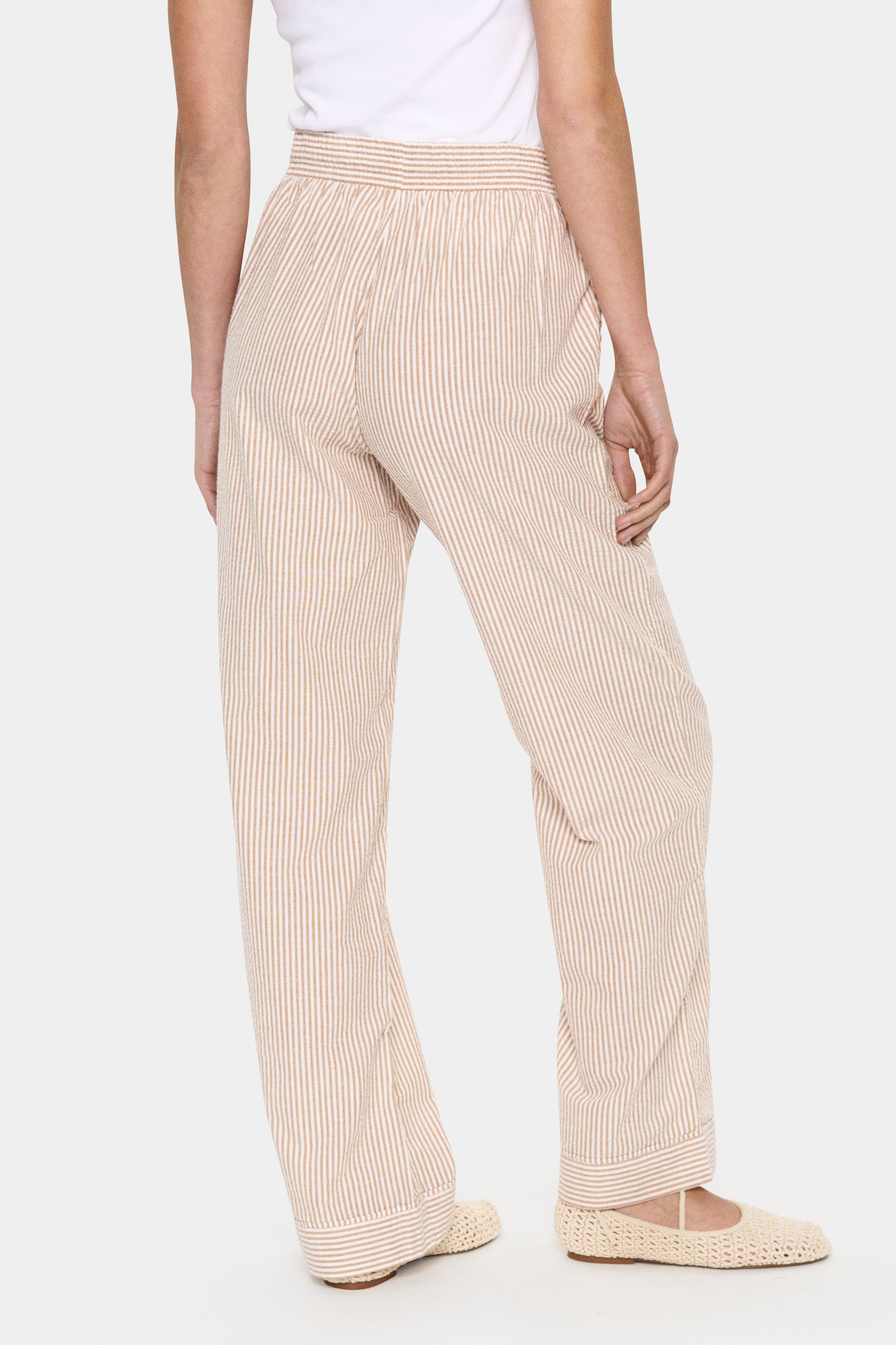 KiraSZ Trousers LOOKBOOK BACK 30514019-171134