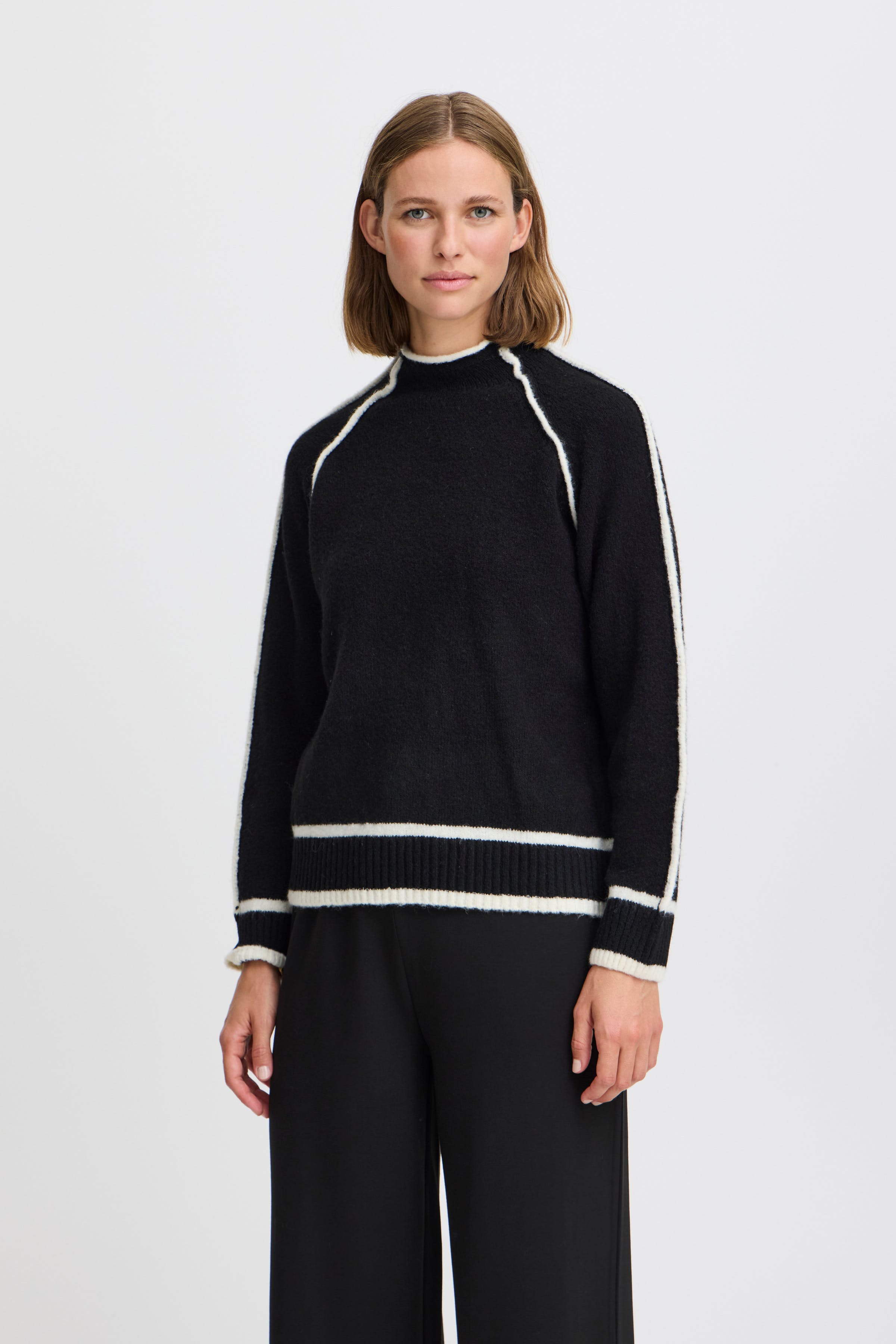 BYNINNA Pullover LOOKBOOK FRONT 20815680-200453