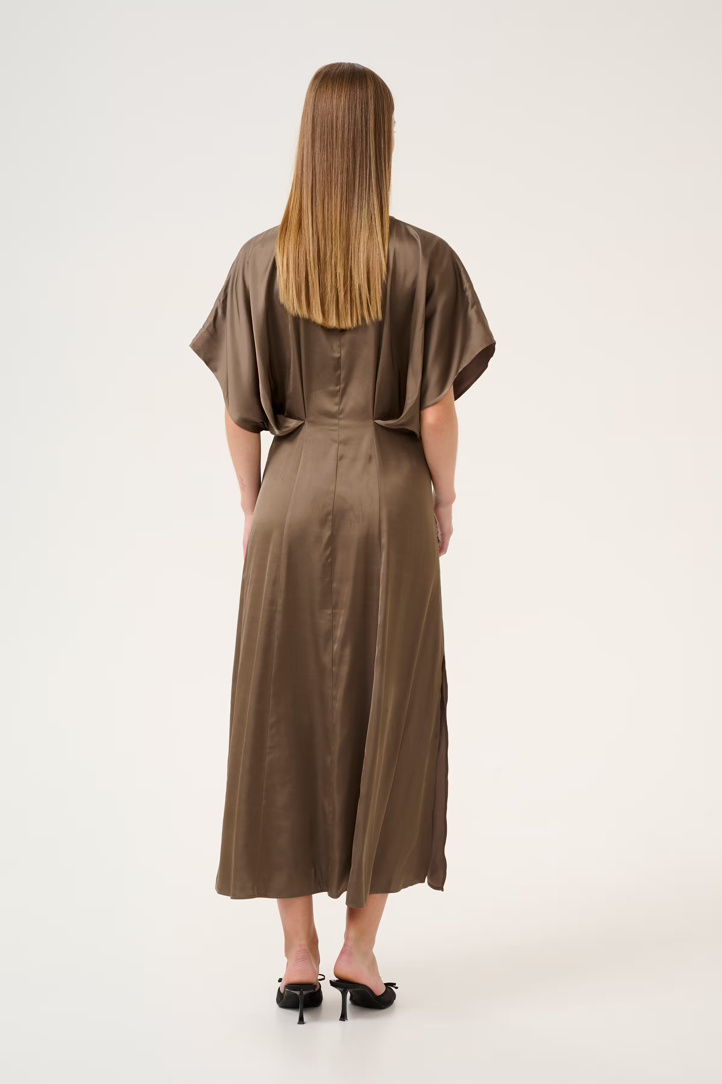 KBPeel Oline Dress LOOKBOOK BACK 10105459-181112