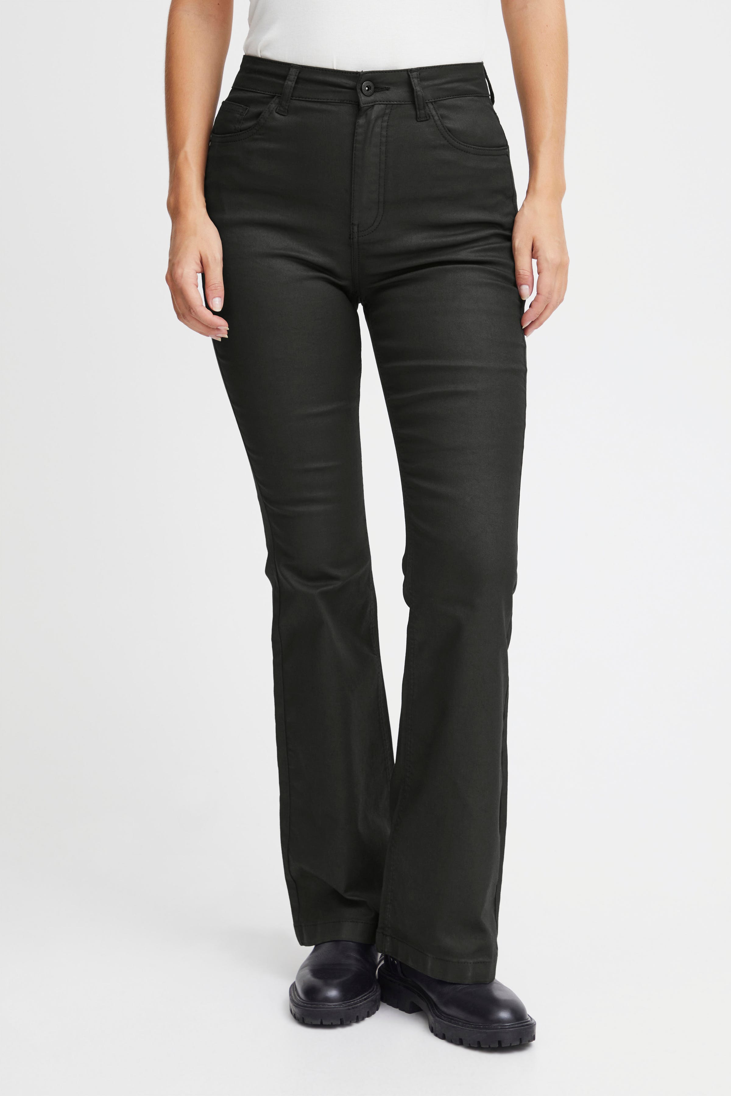 PZBECCA UHW Coated Bootcut Leg LOOKBOOK FRONT 50207959-193911