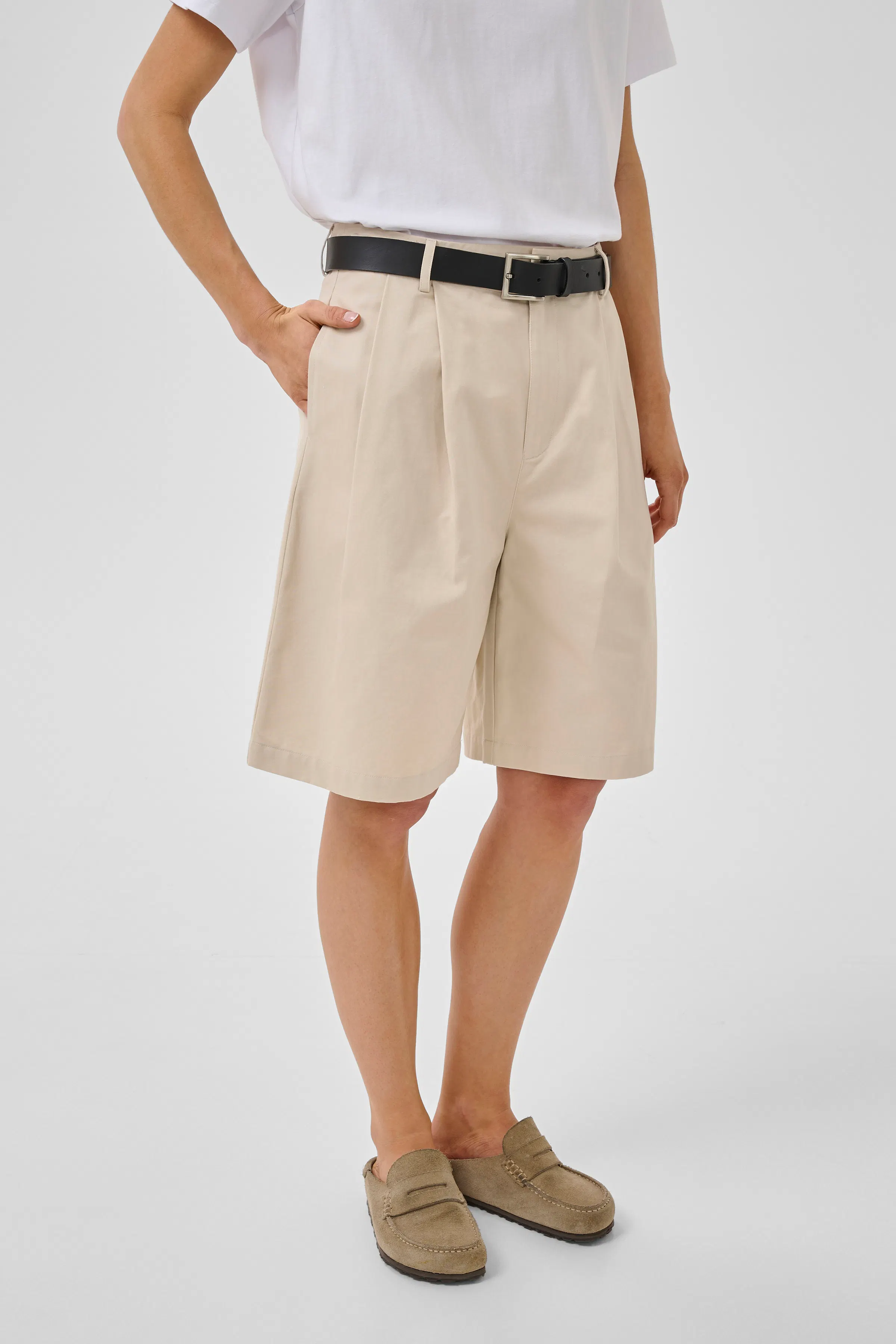 MWGisva Shorts LOOKBOOK FRONT 10705564-130401