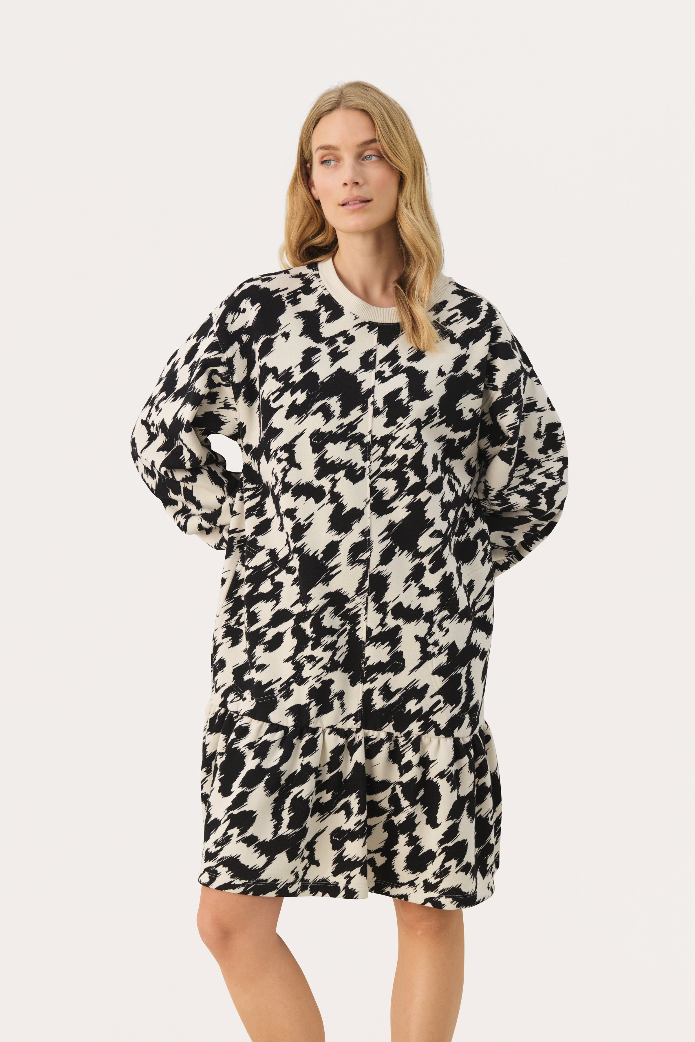 JobellePW Kleid LOOKBOOK FRONT 30308799-303075