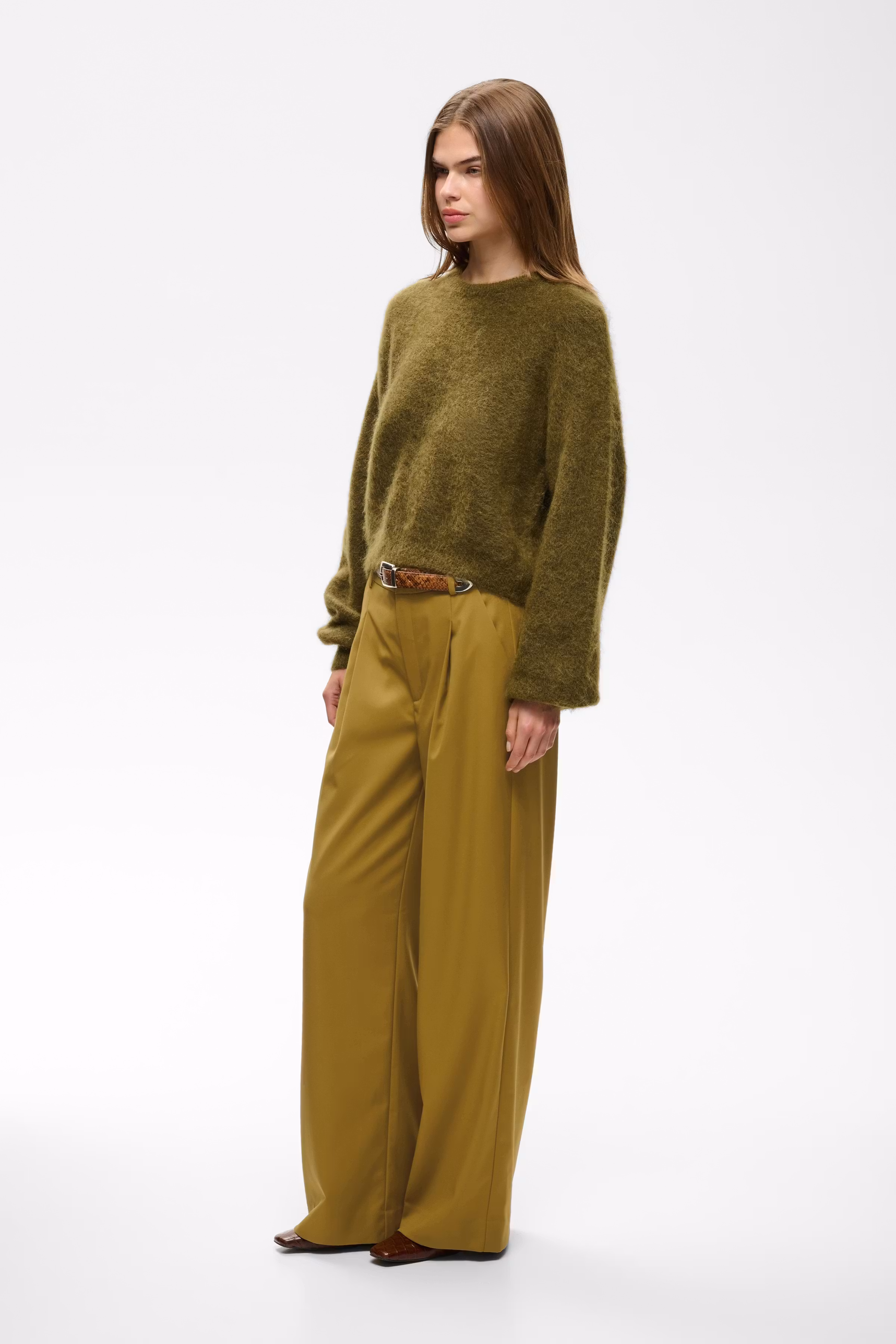 GZpaula Bukser LOOKBOOK FRONT 10910627-180832