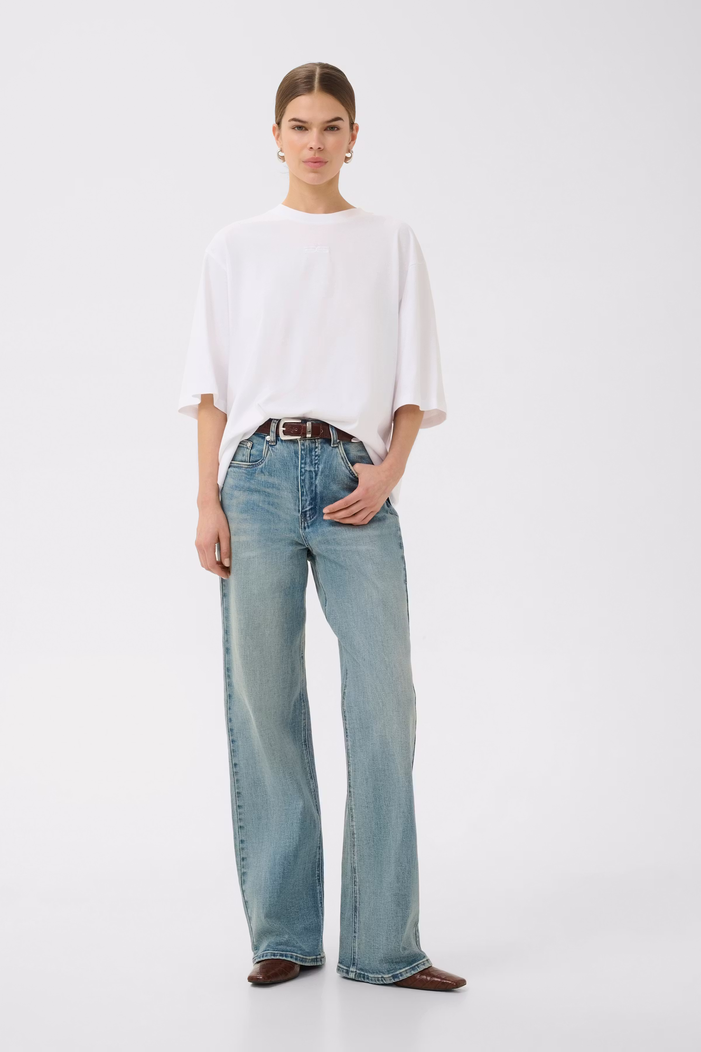 SimmaGZ T-shirt LOOKBOOK FRONT 10909865-110601