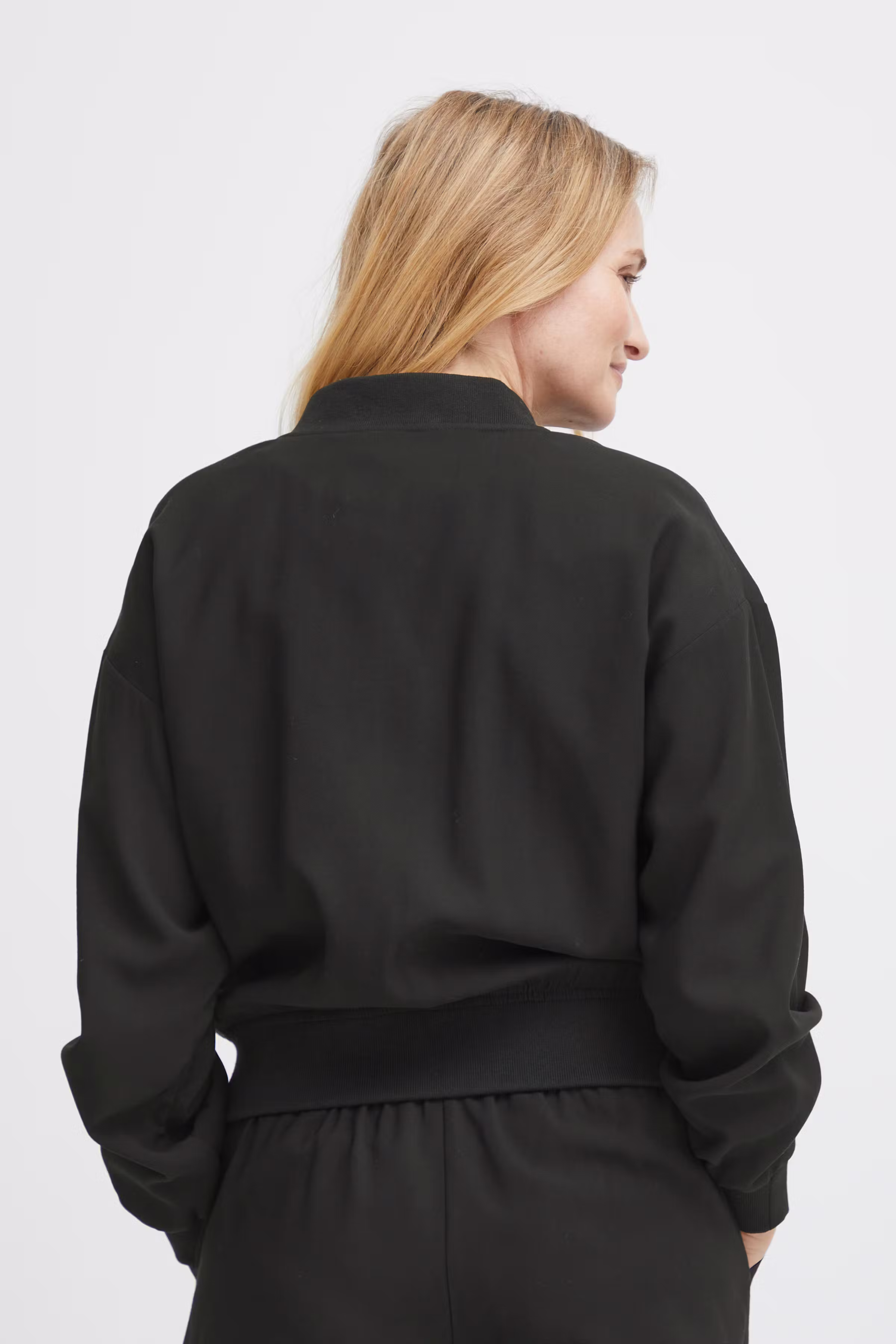 FRKRISTA Casual jakke LOOKBOOK FRONT 20612627-200113