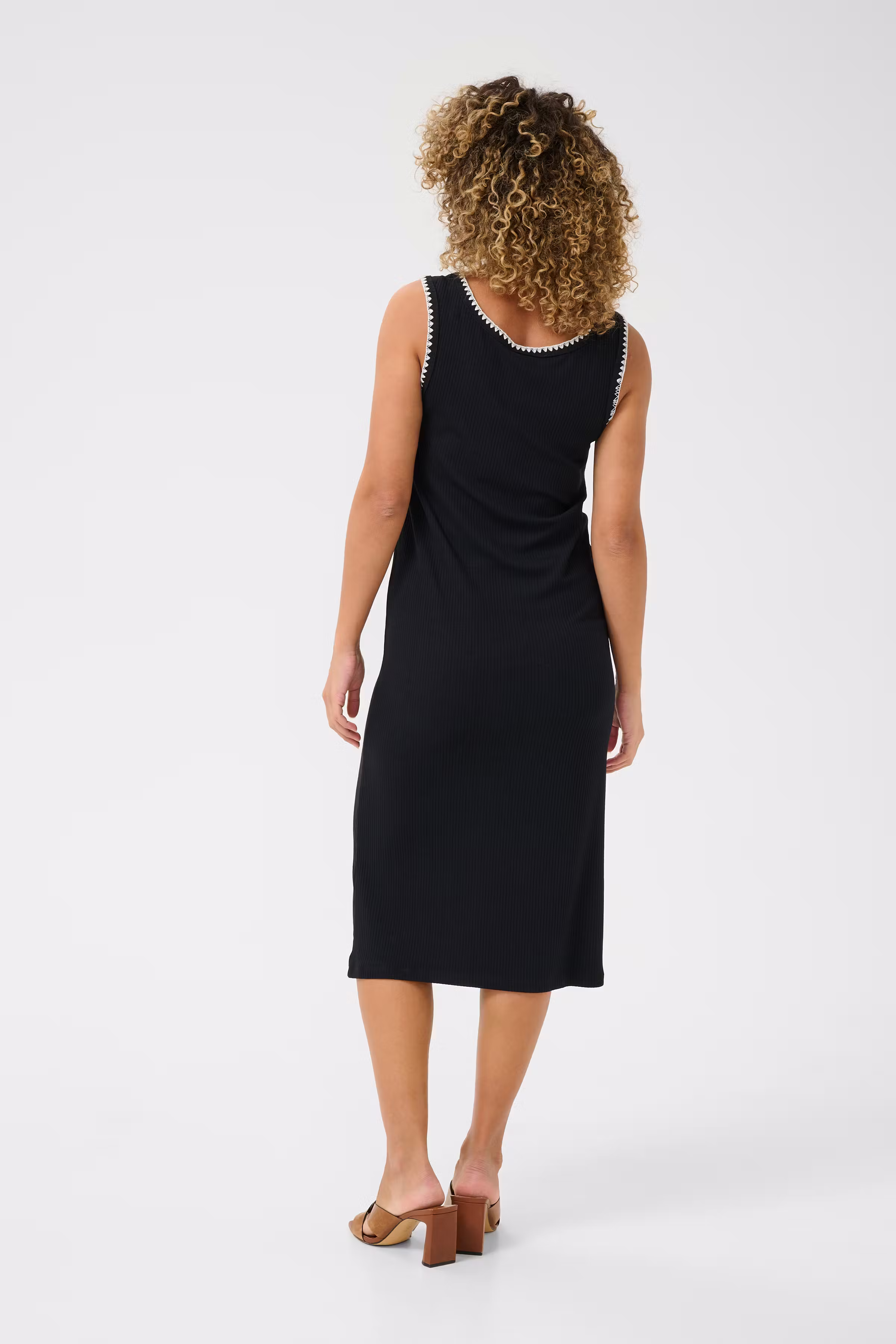 CRRibba Dress LOOKBOOK BACK 10613757-100120