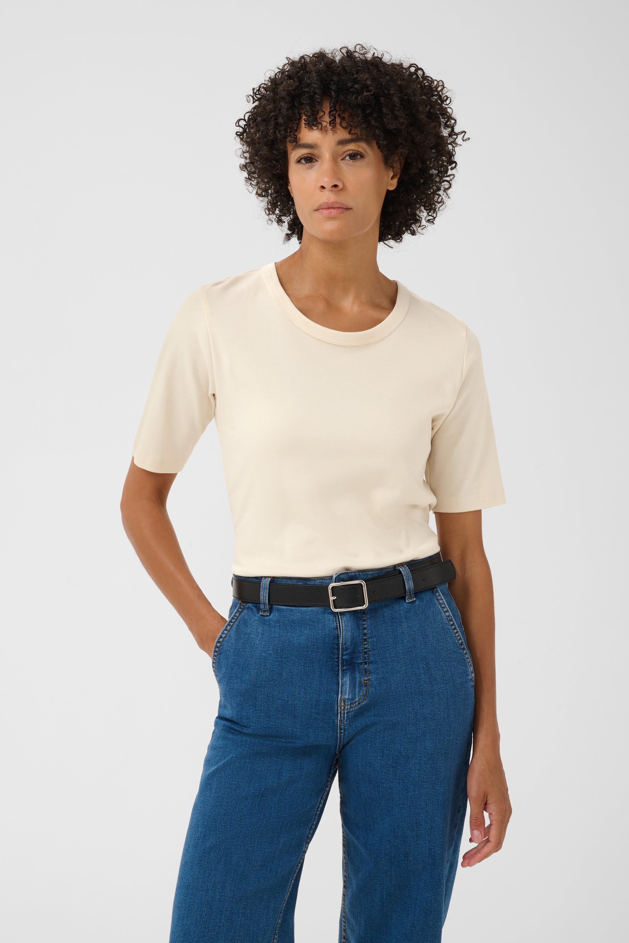 RatanaPW T-shirt LOOKBOOK FRONT 30309870-120304