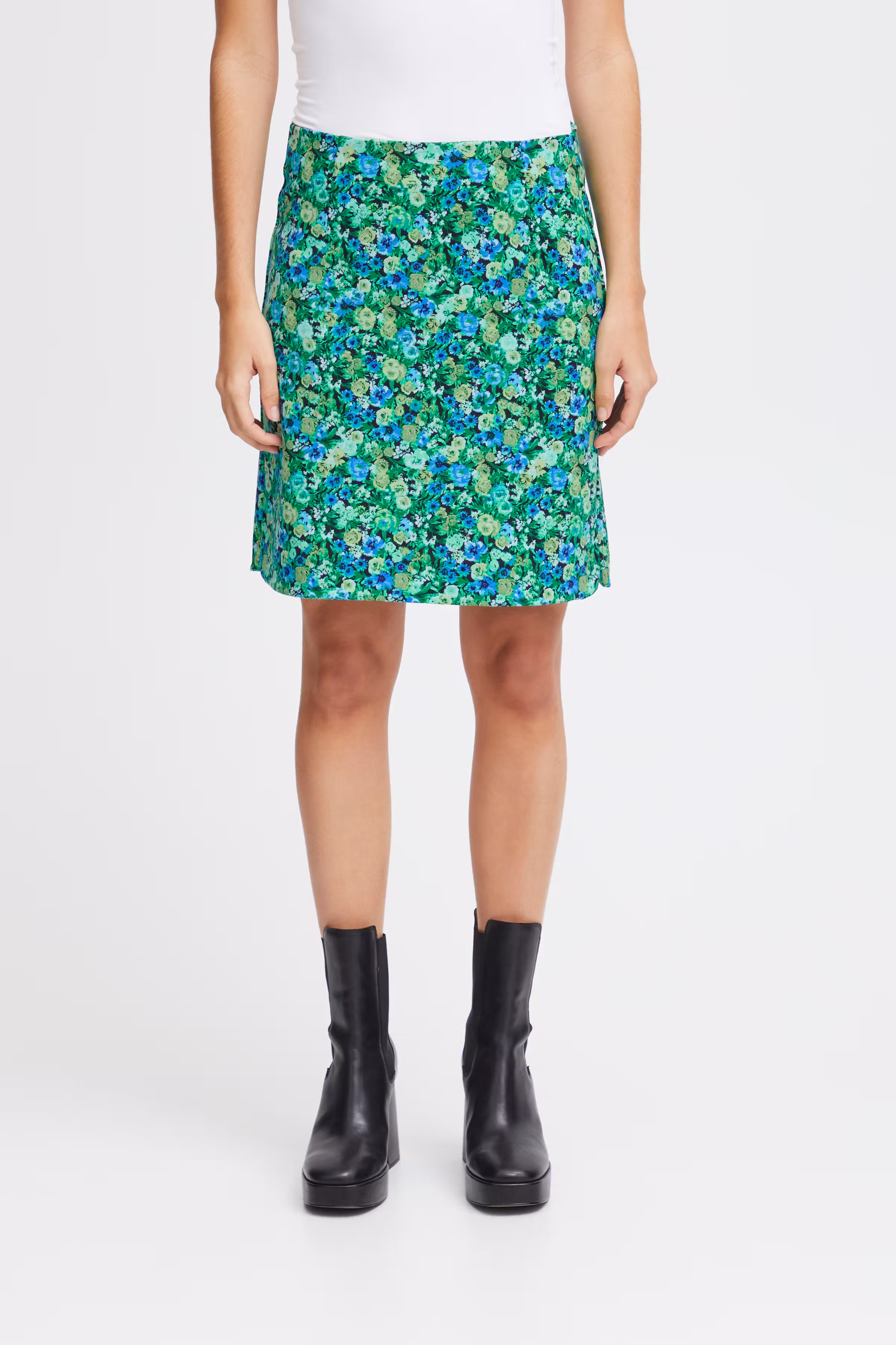 IHKATE Skirt LOOKBOOK FRONT 20120505-202699