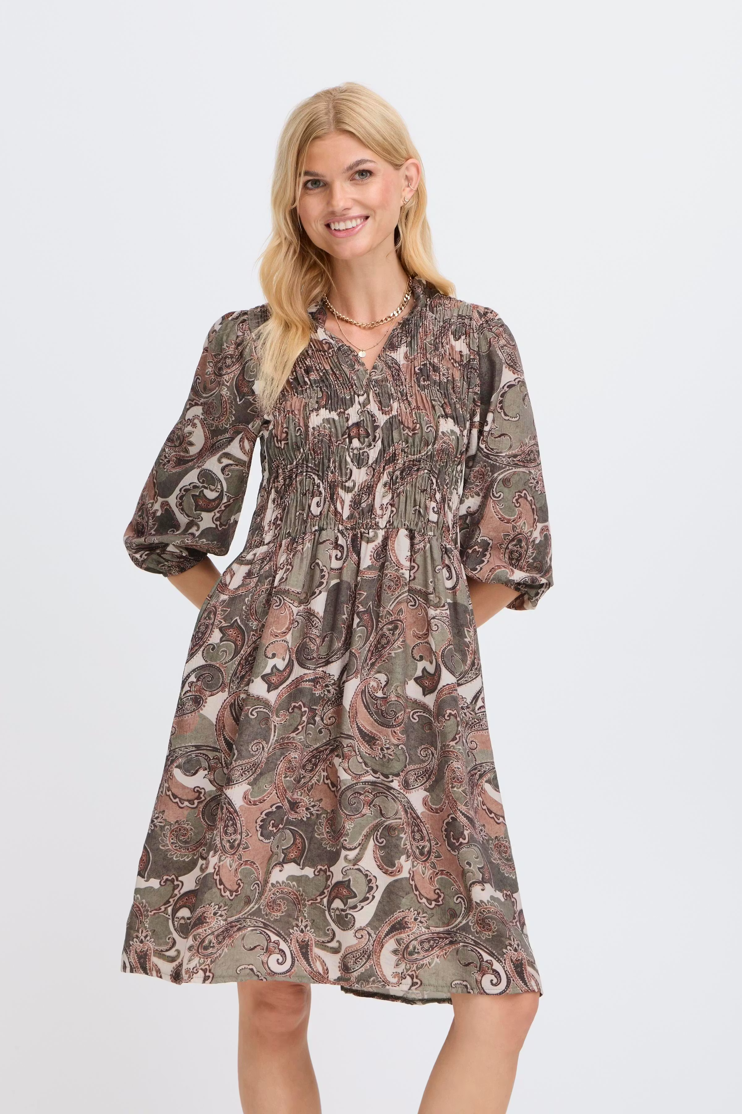 SBGOHAR Kjole LOOKBOOK FRONT 22101060-180515