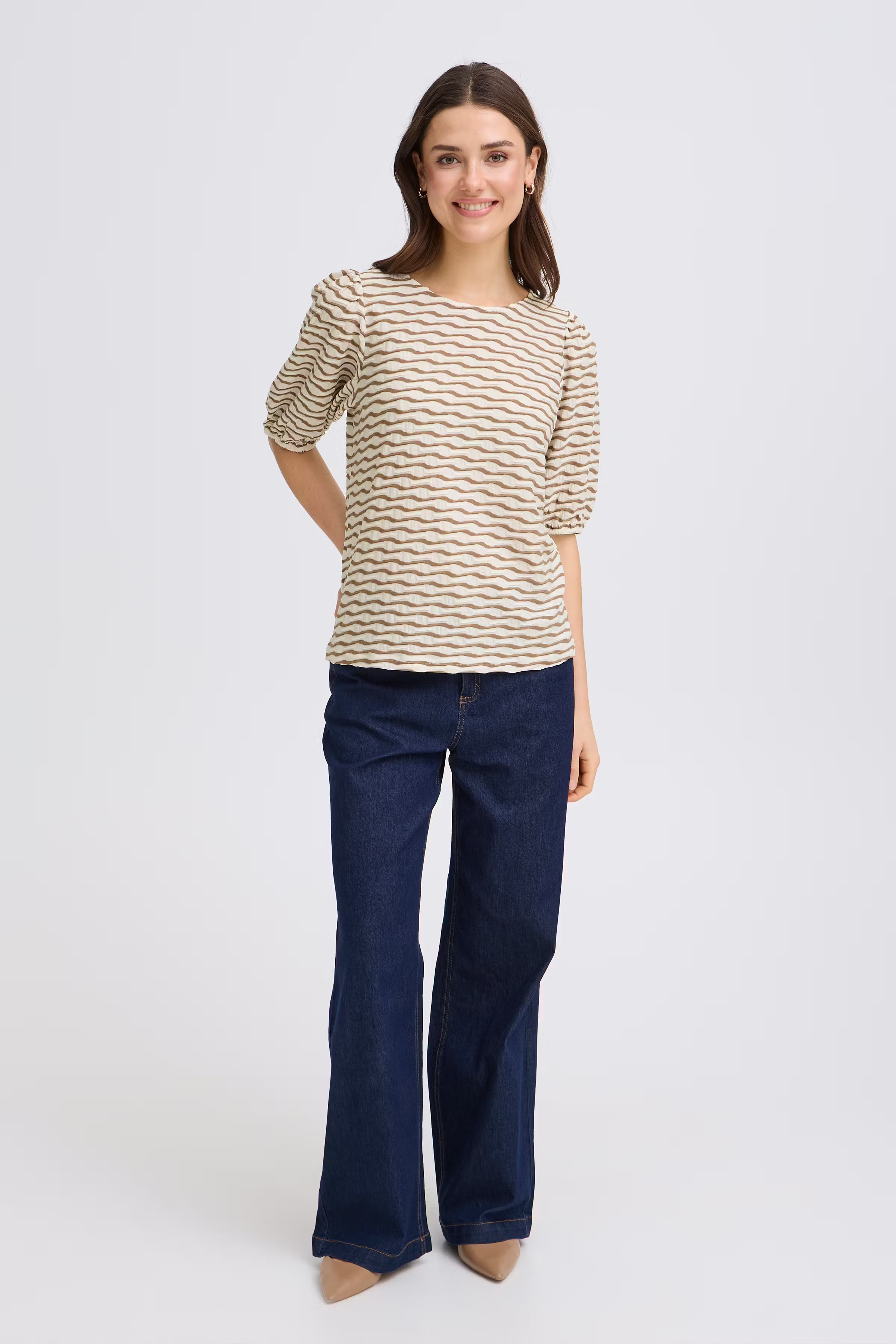 FRNIAMY T-shirt LOOKBOOK FRONT 20617985-900009203