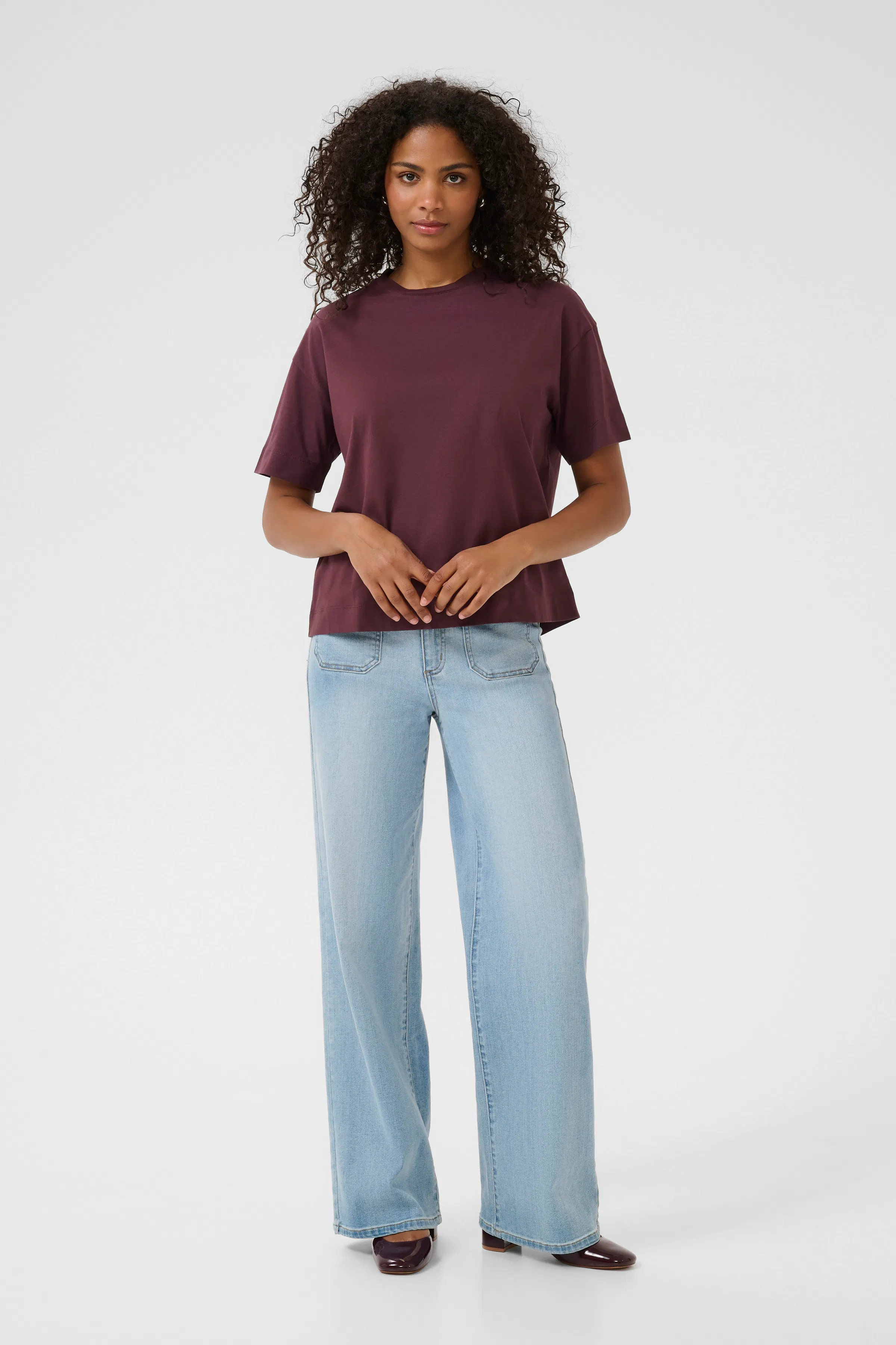 KAtomina T-shirt LOOKBOOK FRONT 10509743-191619