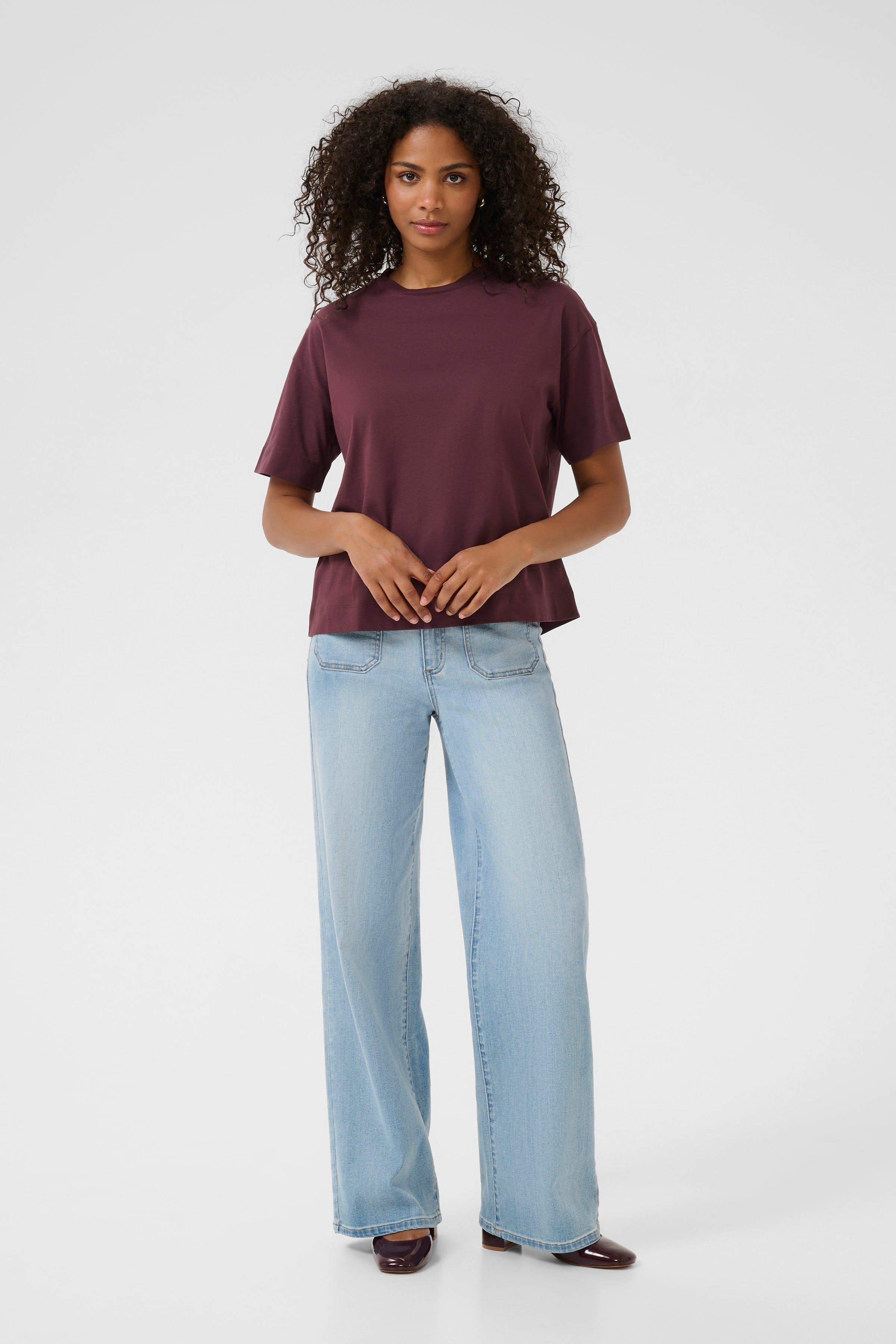 KAtomina T-shirt LOOKBOOK FRONT 10509743-191619