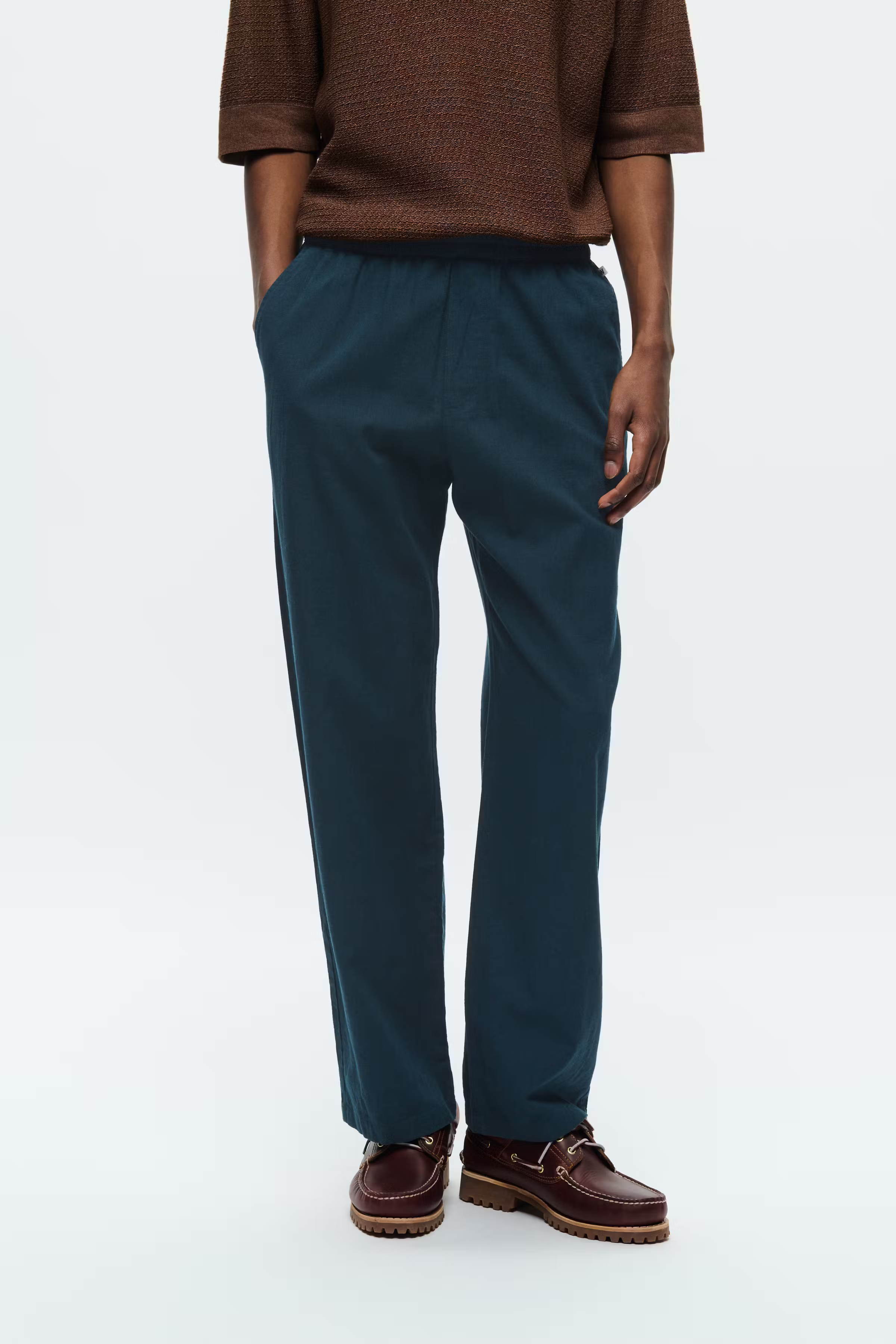 WWenoch Linen Trousers  LOOKBOOK DETAIL 30251409-194011