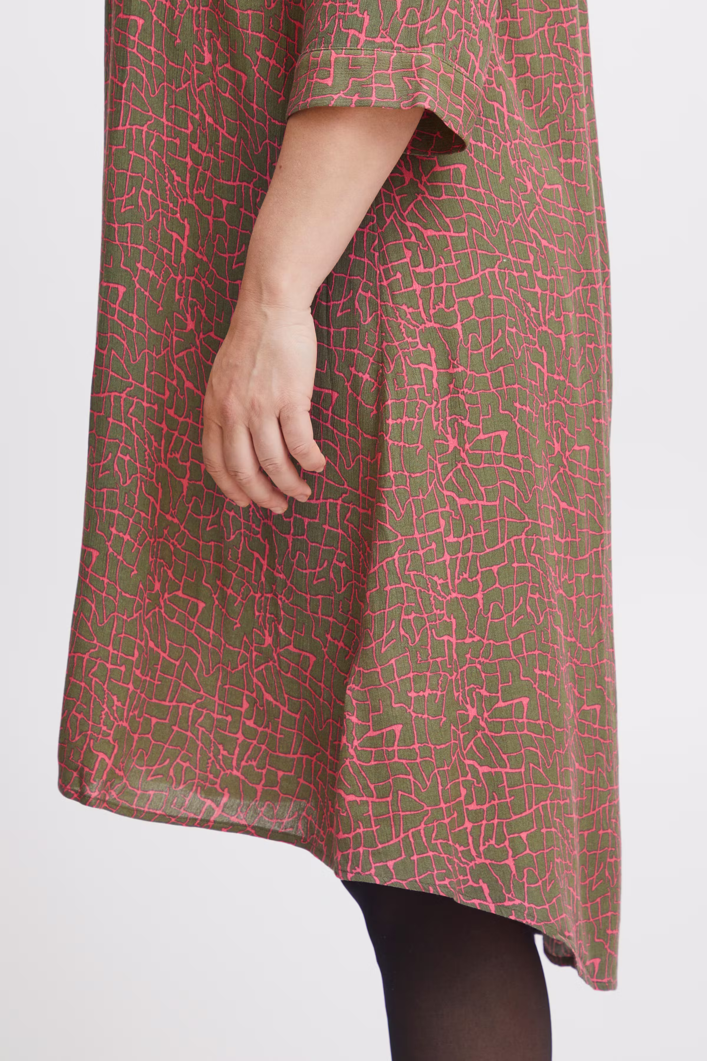 FXPOYCE Kleid LOOKBOOK DETAIL 20613218-200953