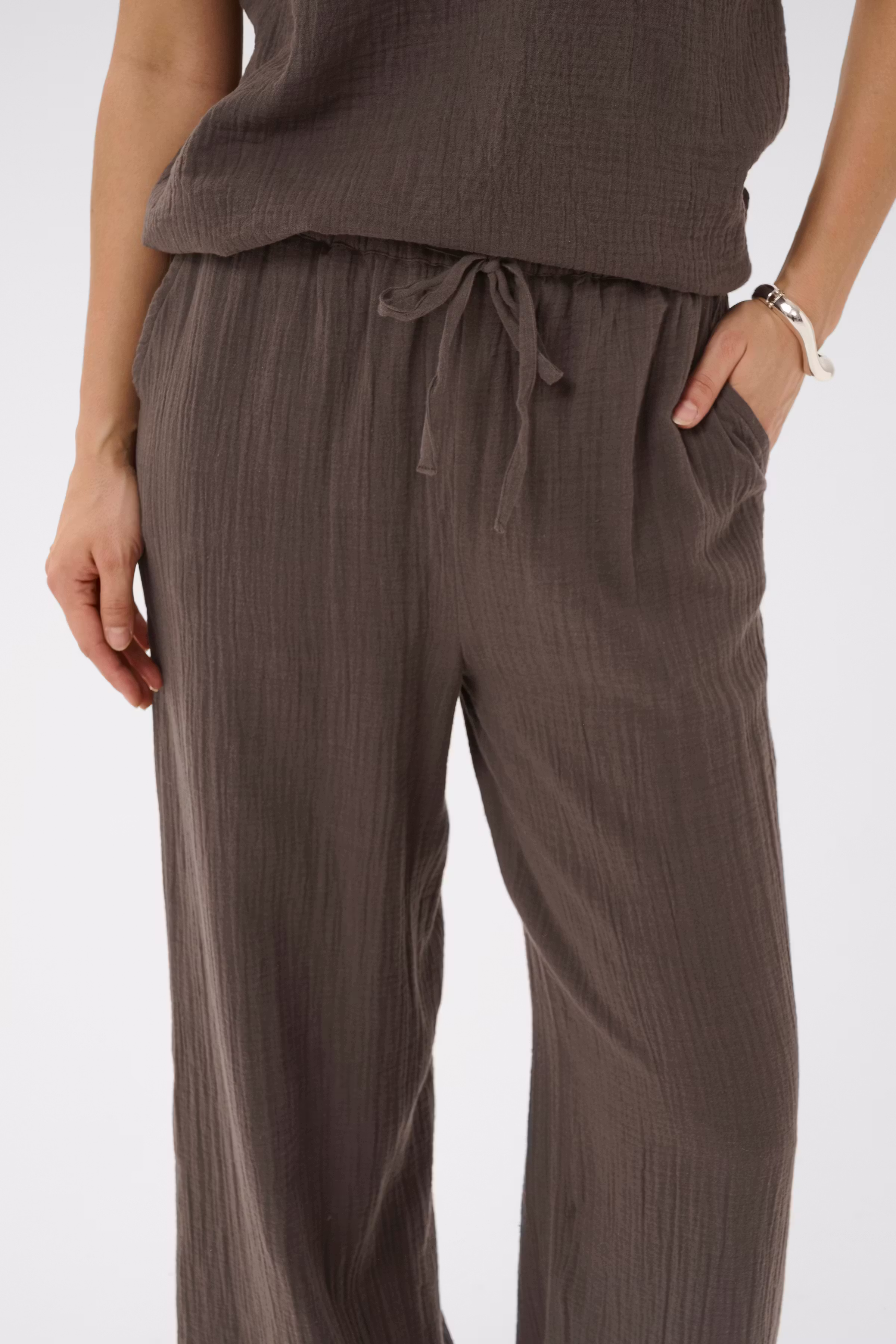 KAvafla Bukser LOOKBOOK DETAIL 10512529-190912