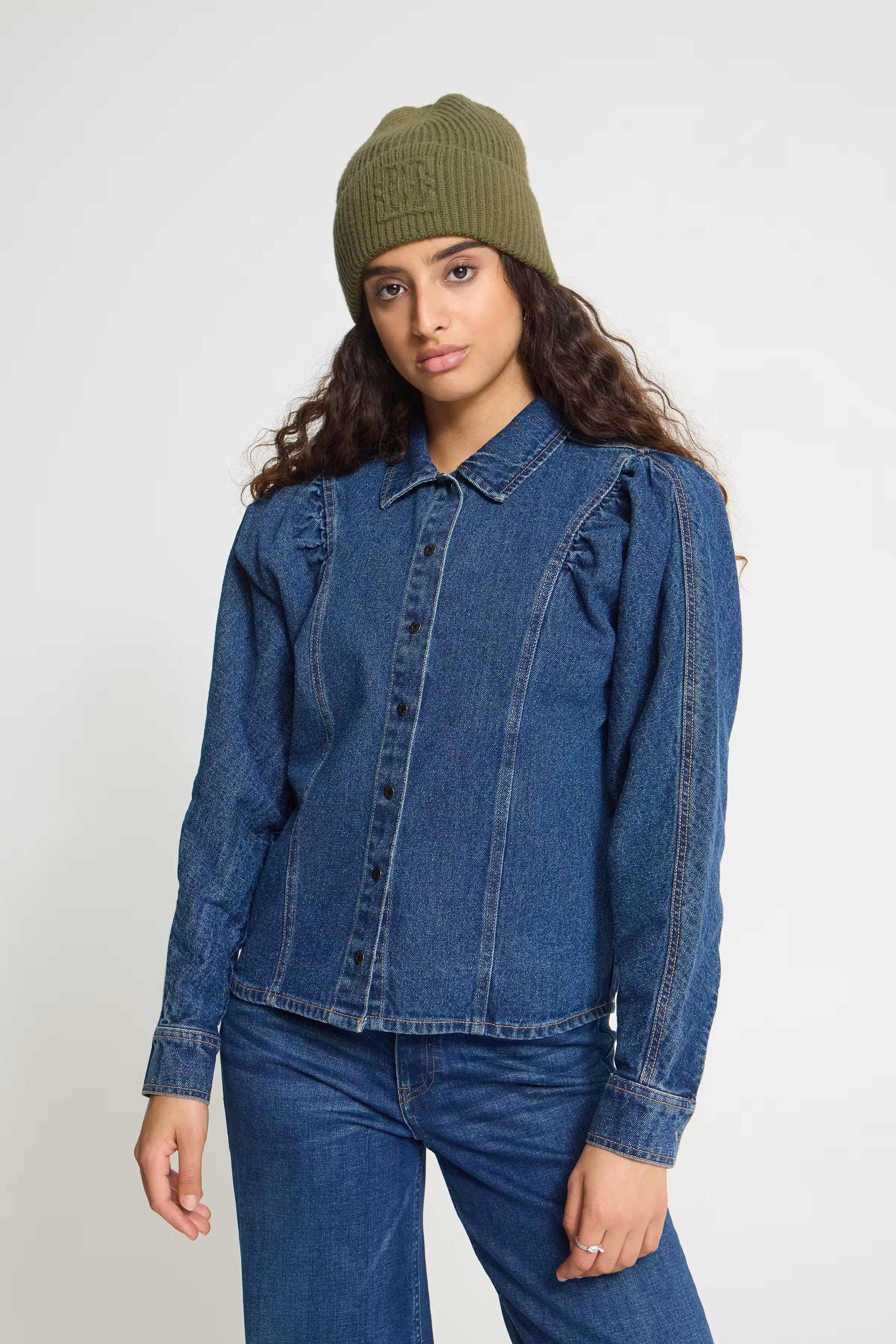 IAGAIA Hatt LOOKBOOK FRONT 20126542-180220