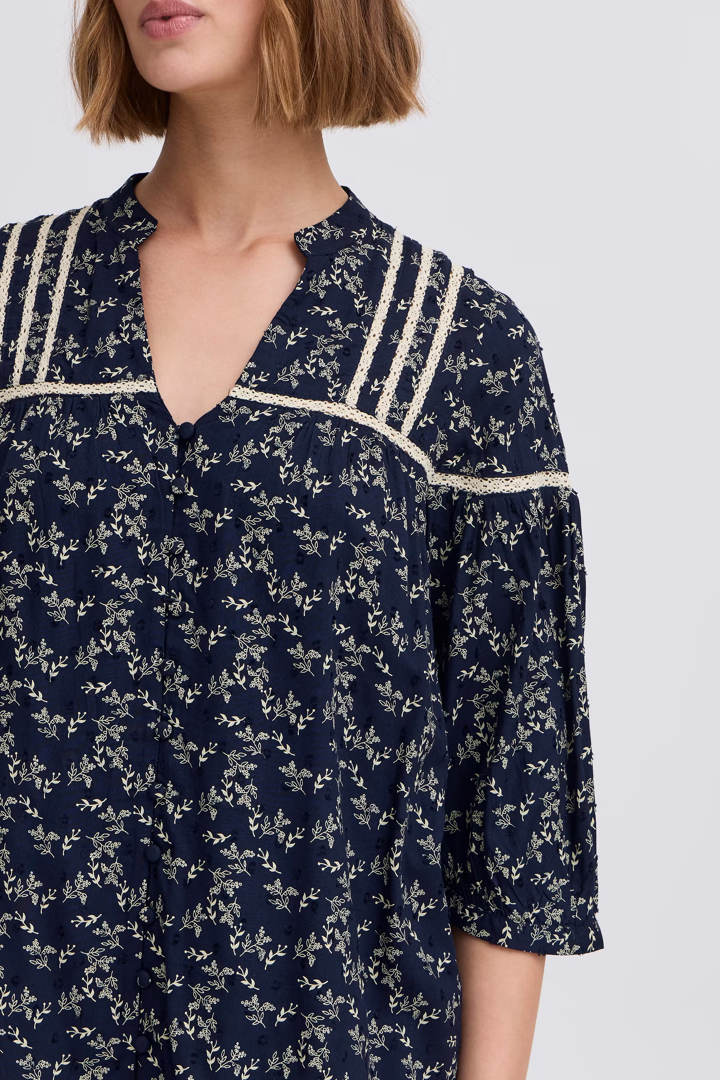 IRJEANNE Overhemd met lang mouwen LOOKBOOK DETAIL 20122560-193831