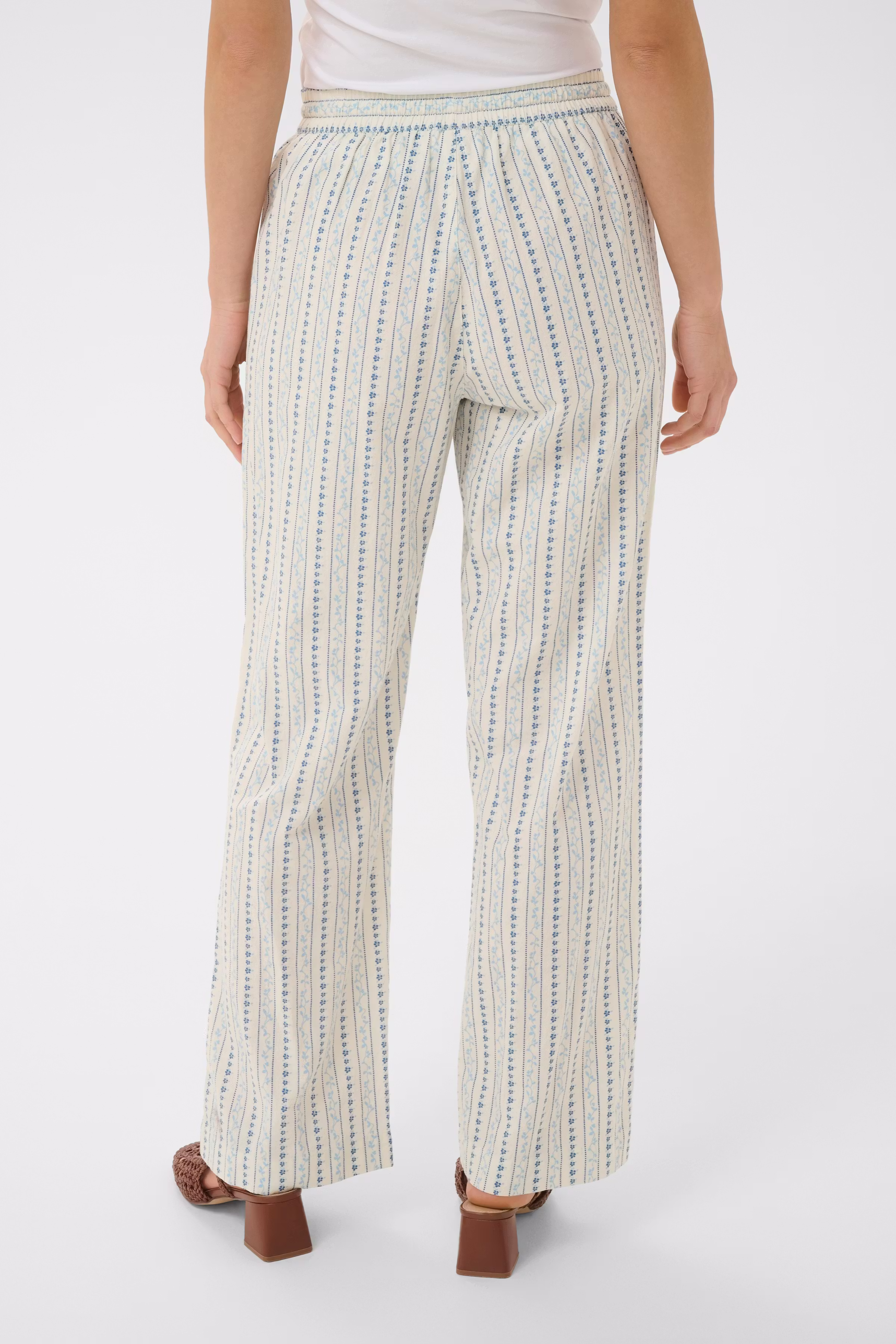 RajaSZ Trousers LOOKBOOK BACK 30515126-304825