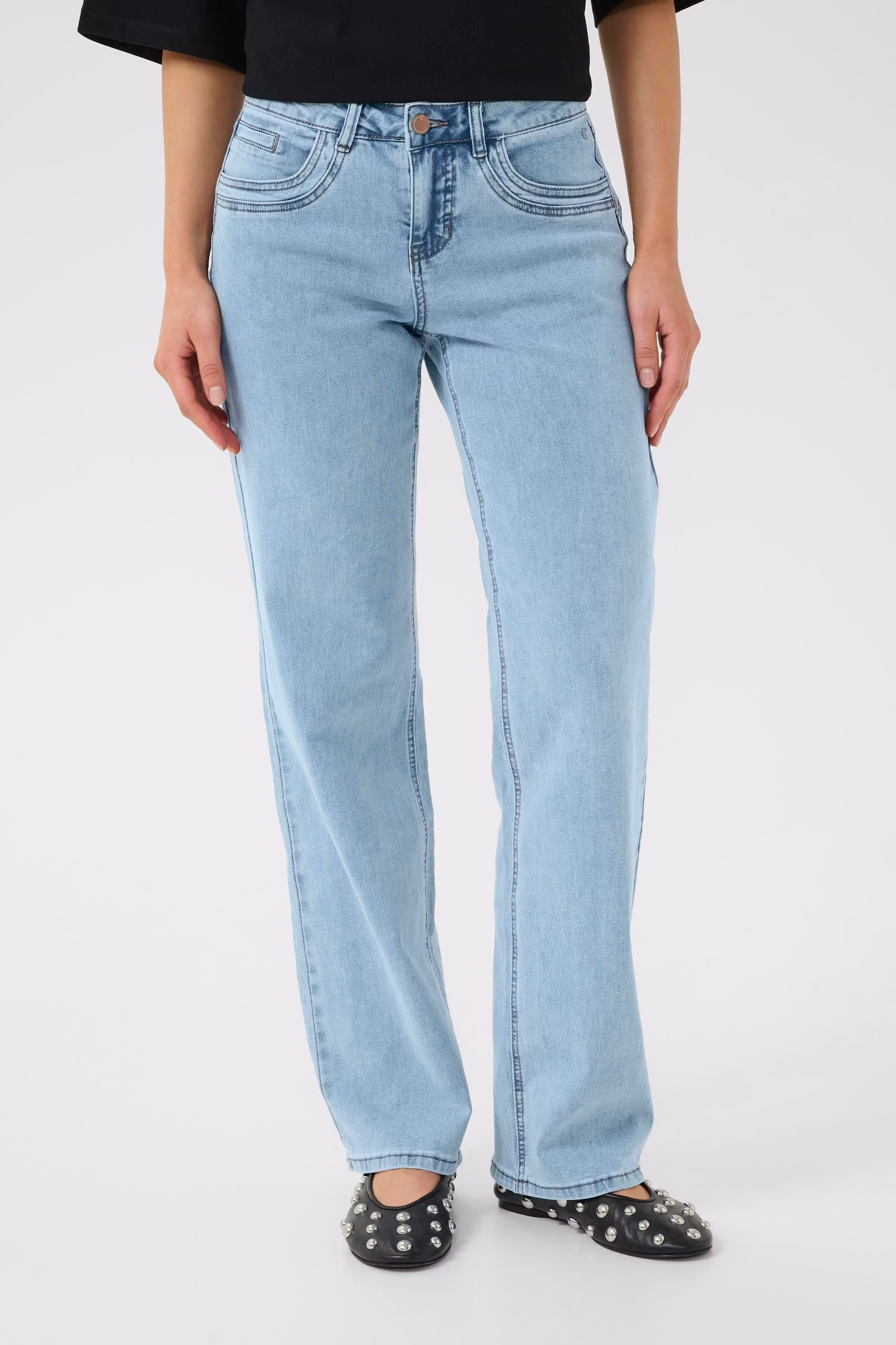 CRLone Jeans LOOKBOOK FRONT 10613866-105504