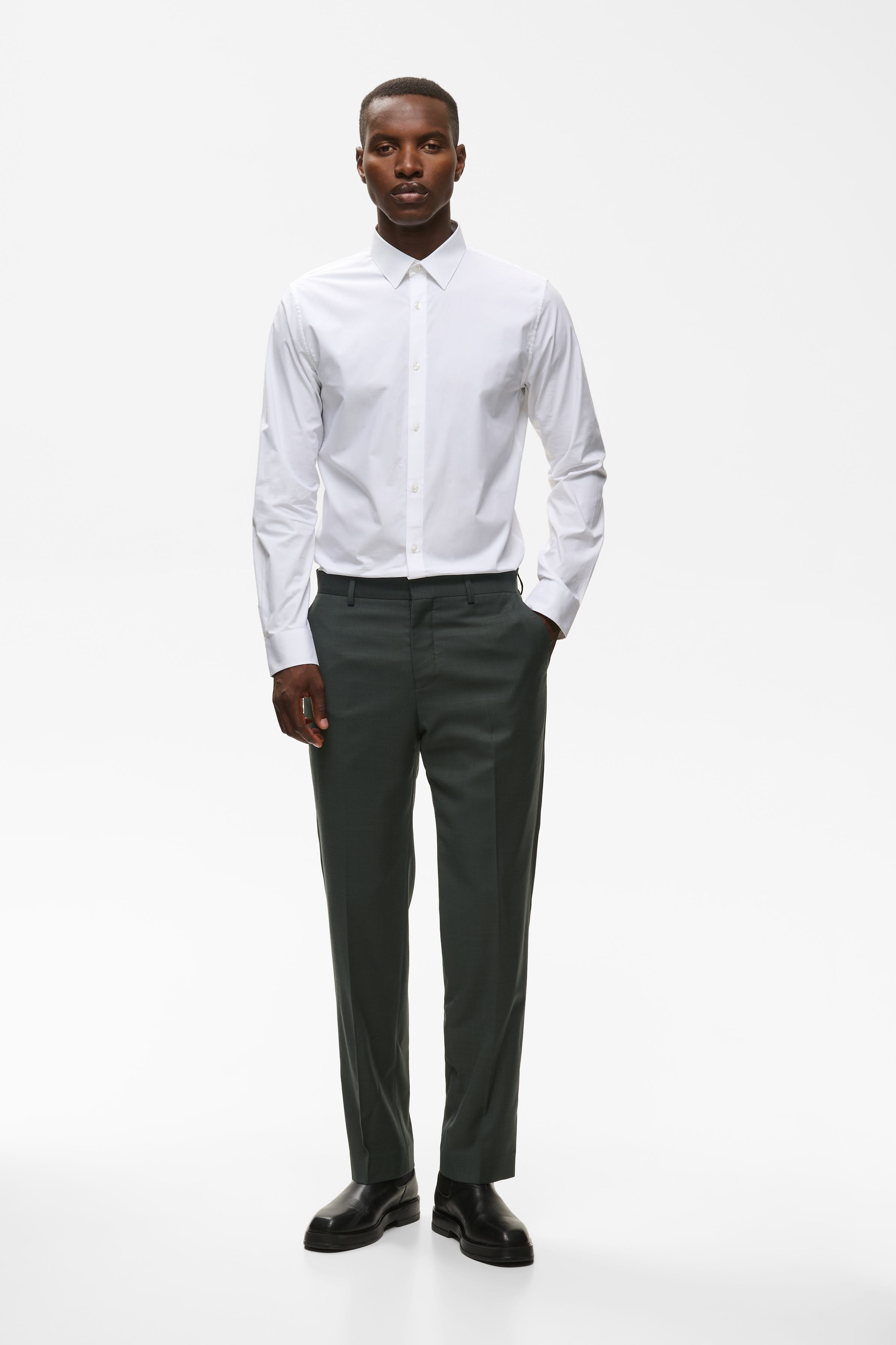 MAwesley Bukser LOOKBOOK FRONT 30209291-190515
