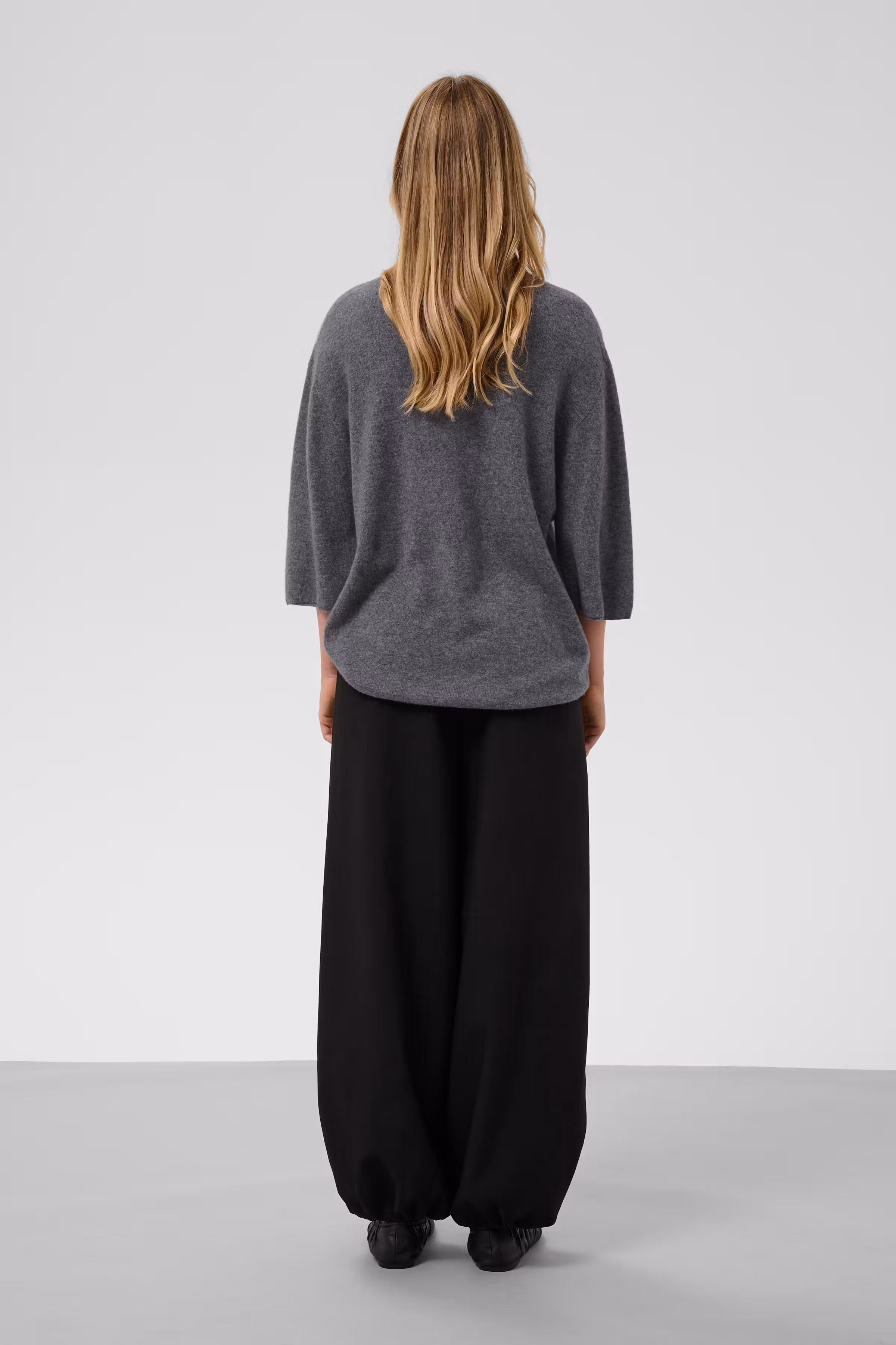 SLSida Pullover LOOKBOOK BACK 30409440-303161