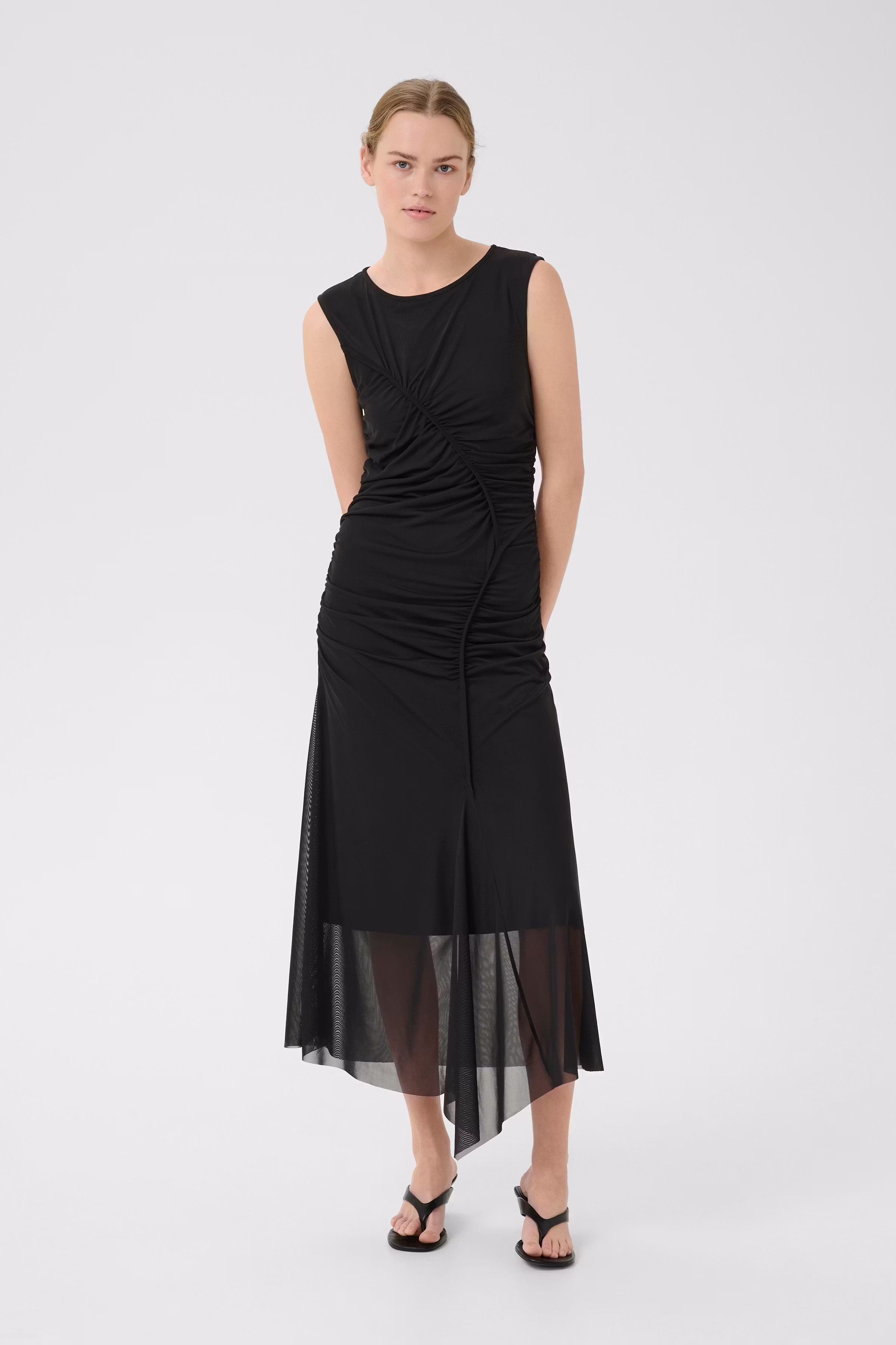 GZmenny Dress LOOKBOOK FRONT 10910318-100017