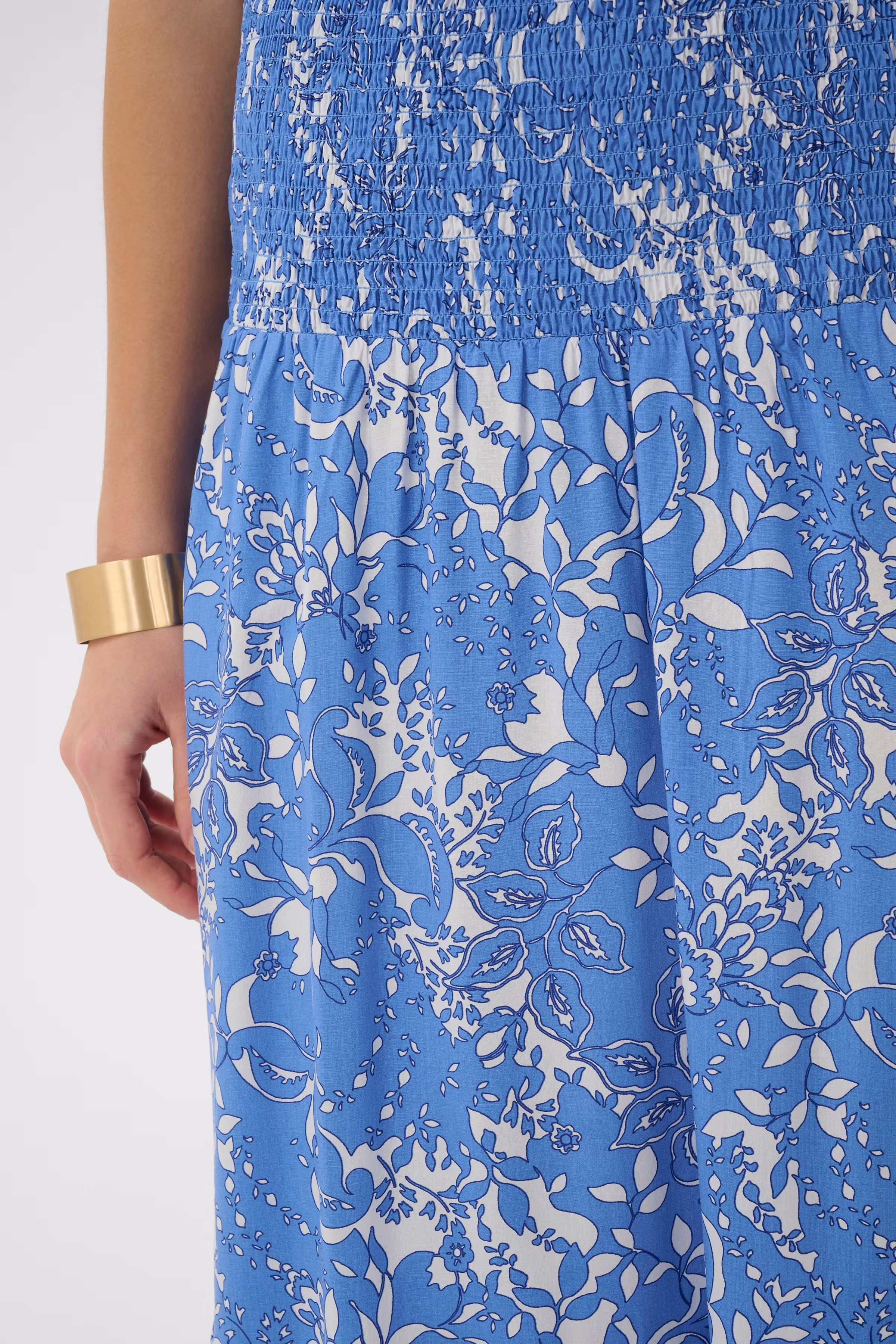 CRTiah Skirt LOOKBOOK DETAIL 10612774-109077