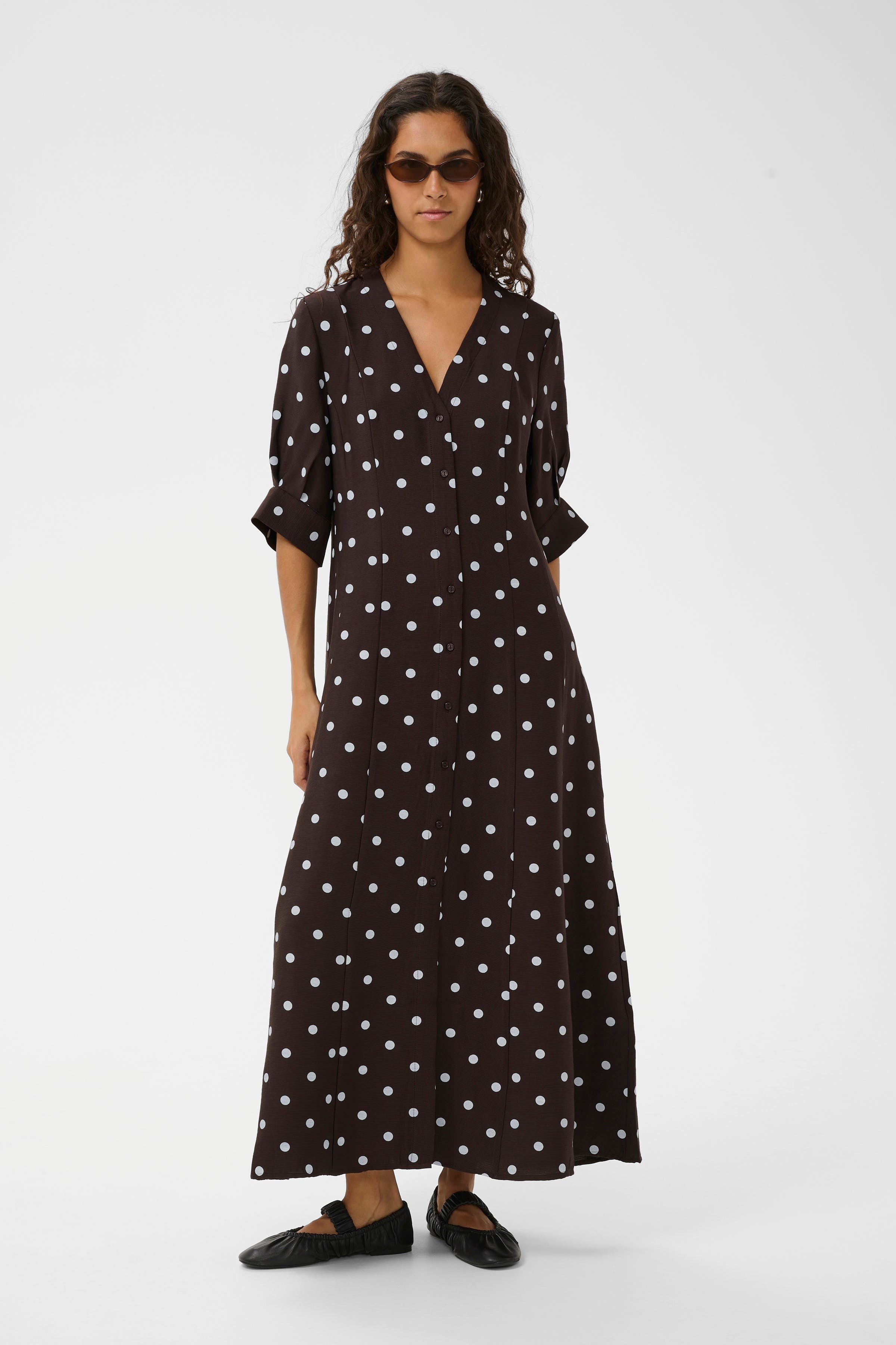 SLIdola dress with polka dots LOOKBOOK FRONT 30409420-305236