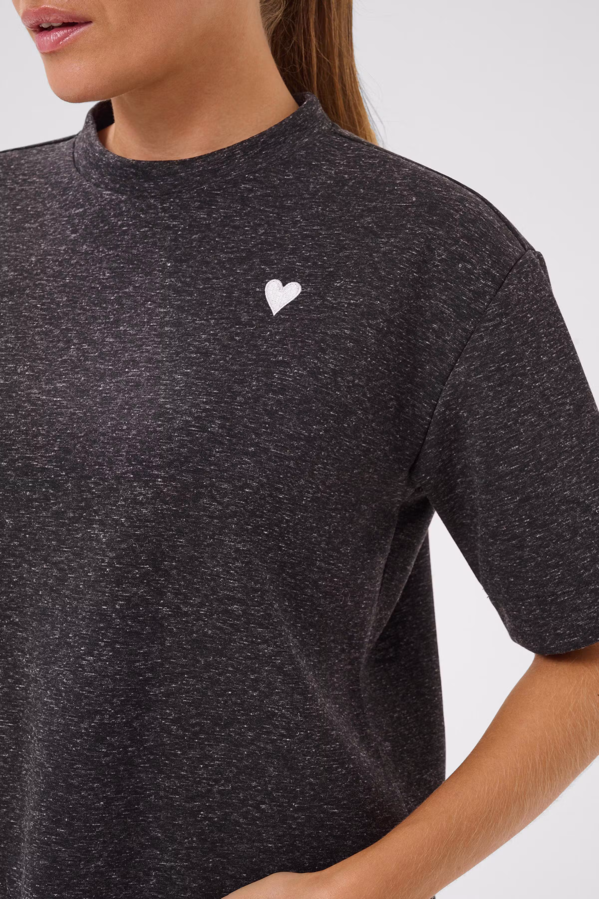 KAleslie T-shirt LOOKBOOK DETAIL 10512486-1000126