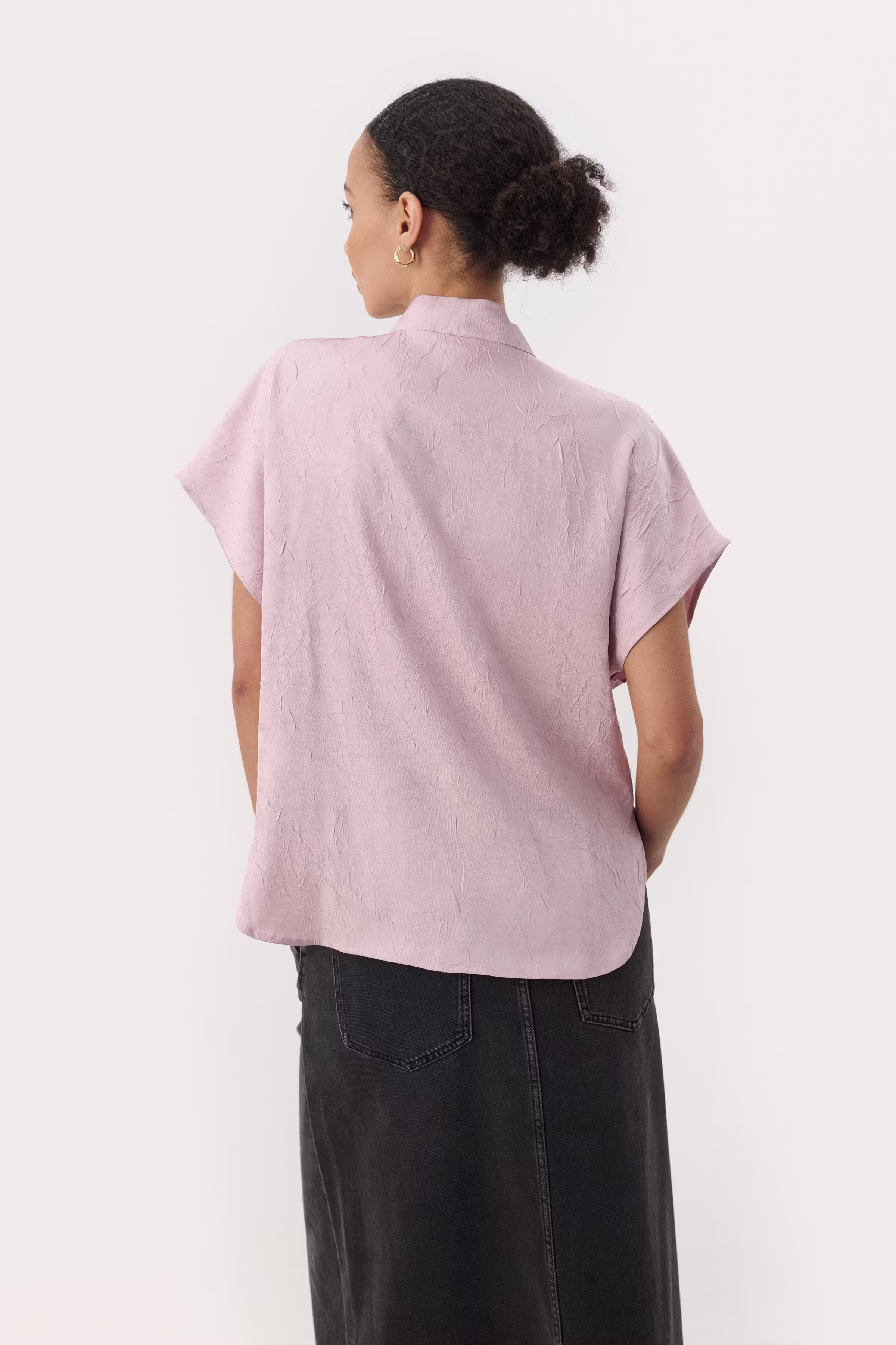 EstefaniaPW Kortermet bluse med sløyfe LOOKBOOK BACK 30308490-151905