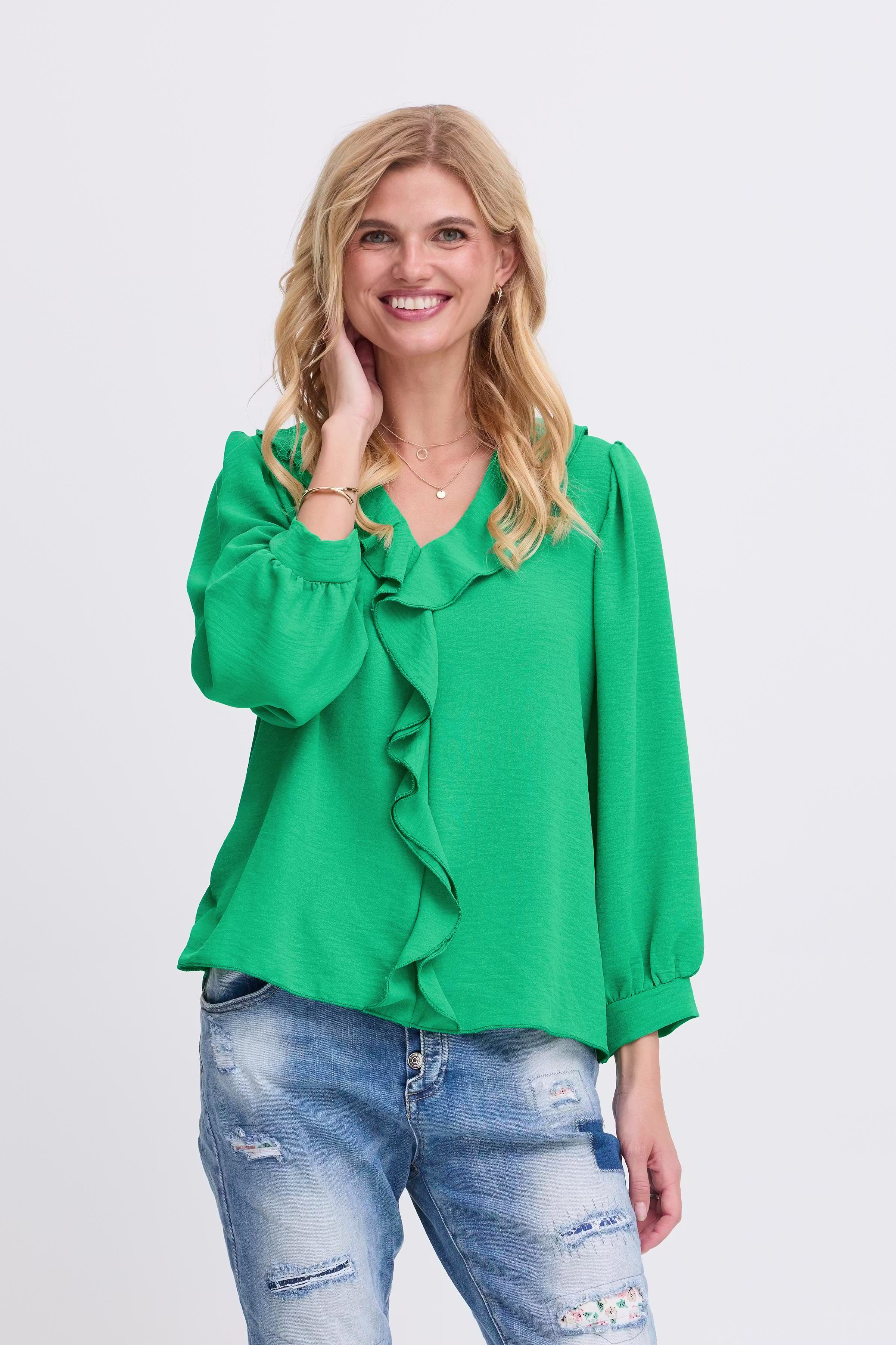 SBBELMO Bluse LOOKBOOK FRONT 22100814-166127