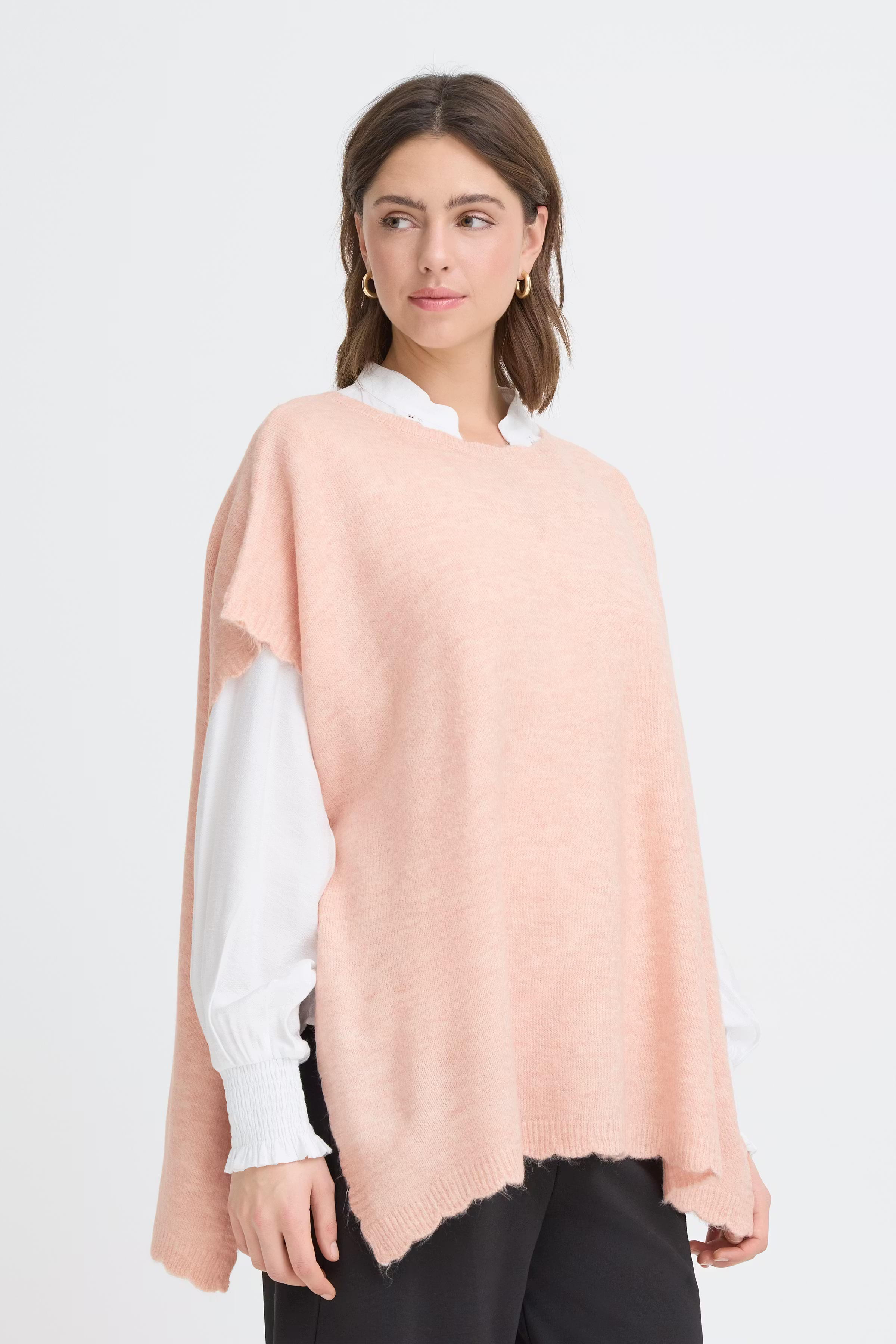 FRELISE Poncho LOOKBOOK FRONT 20617676-141506