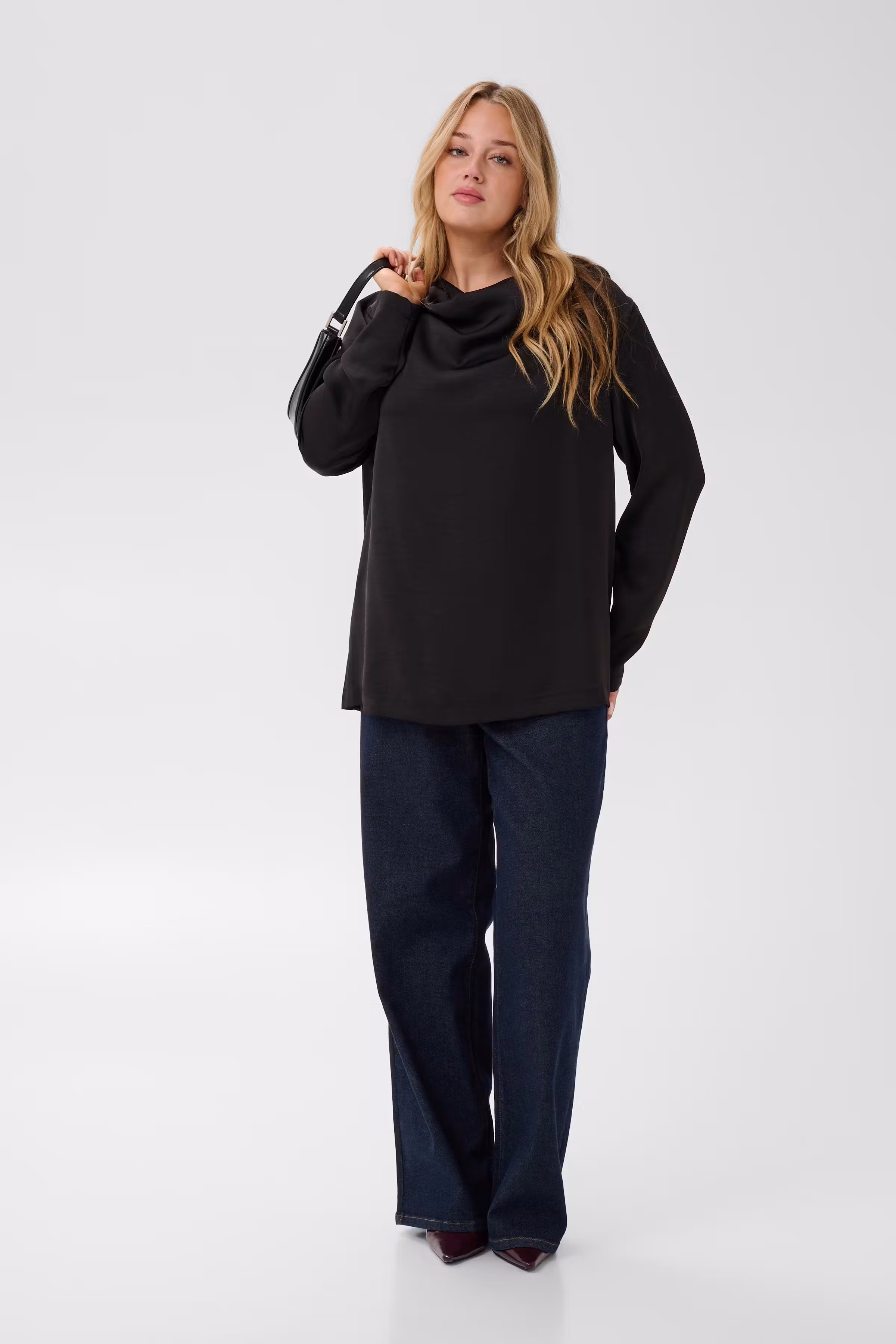 KClori Bluse LOOKBOOK FRONT 10584567-100121