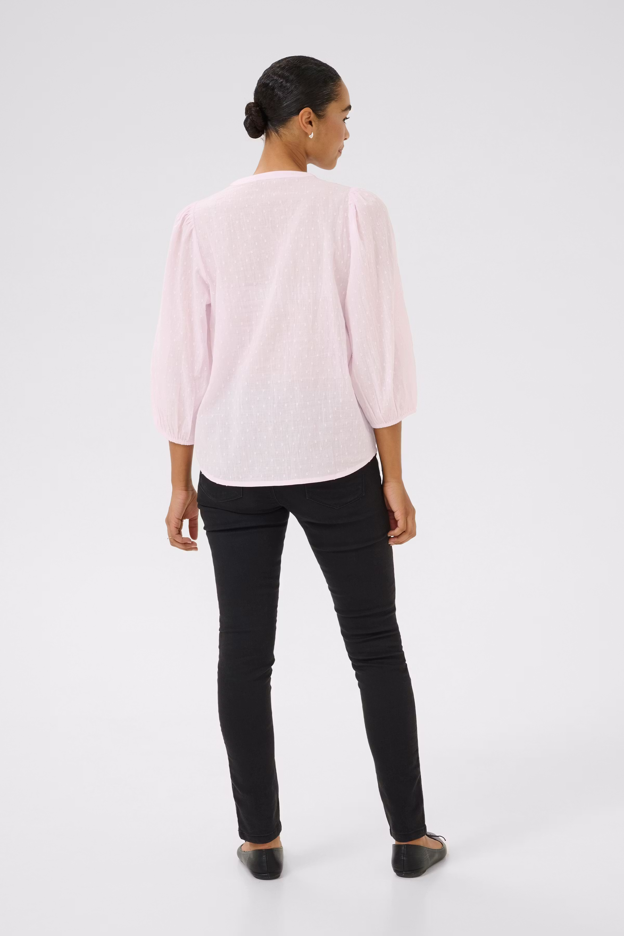 KAsjila Blus LOOKBOOK BACK 10510192-133405