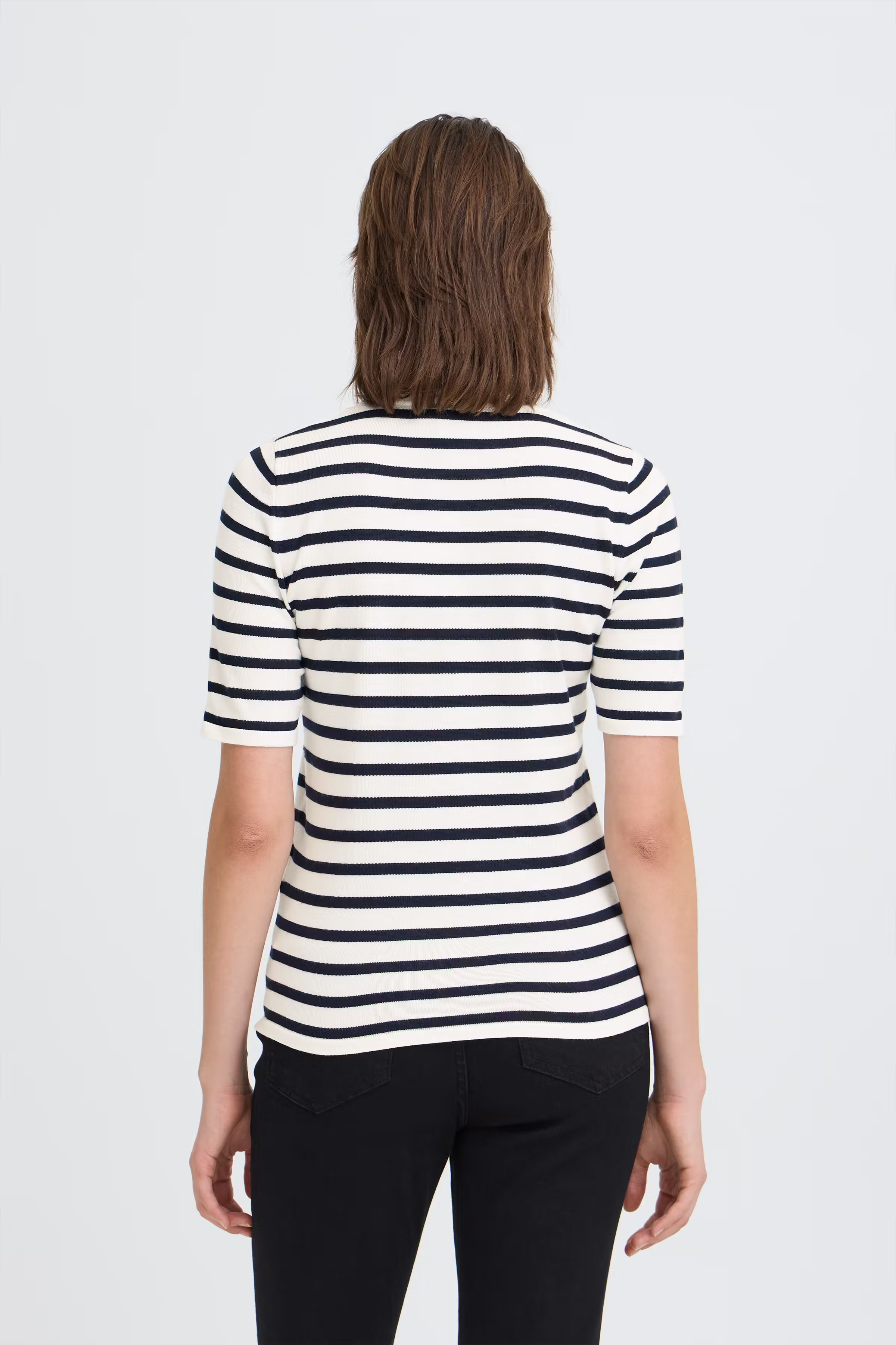 IHLULS Pullover LOOKBOOK BACK 20125816-900007009