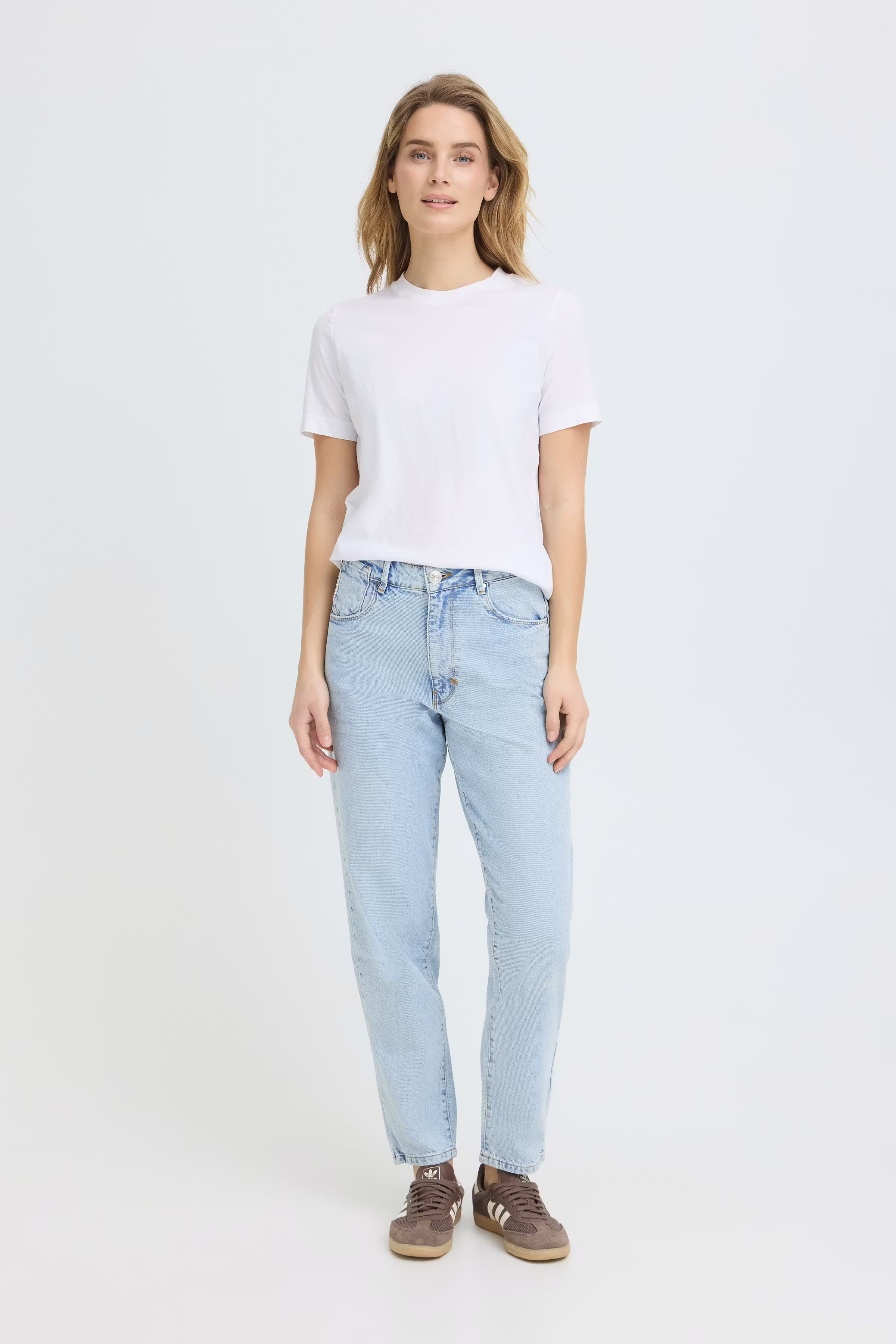 PZWHITNEY UHW Jeans, Ankl, Tapered Leg LOOKBOOK FRONT 50208815-200008