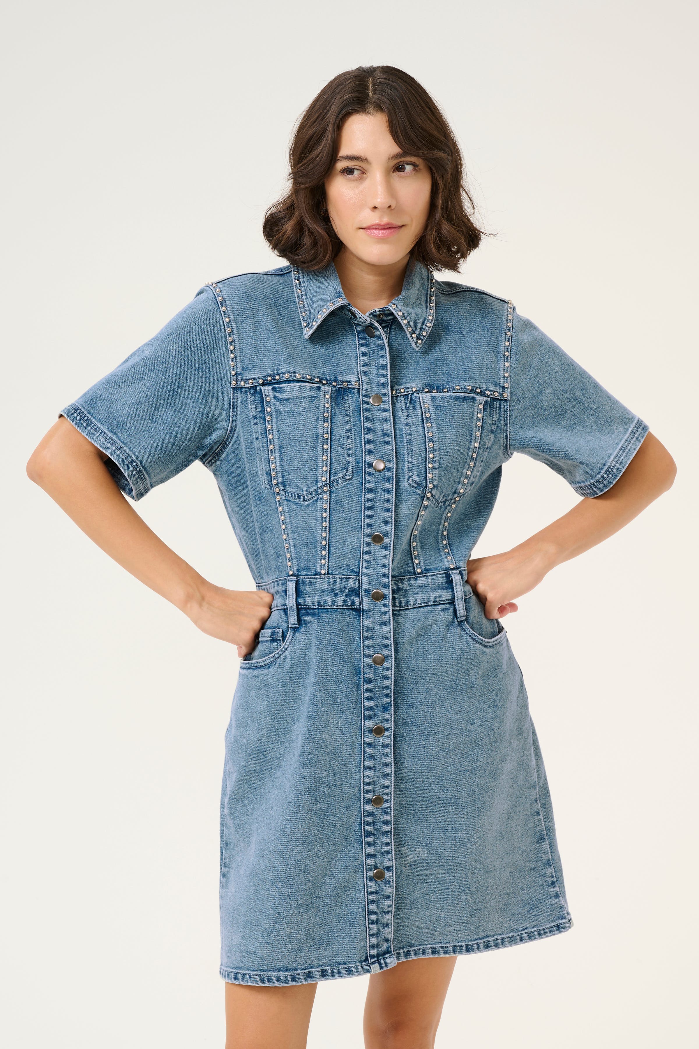 KAdoriana Denim Dress LOOKBOOK FRONT 10509578-107702
