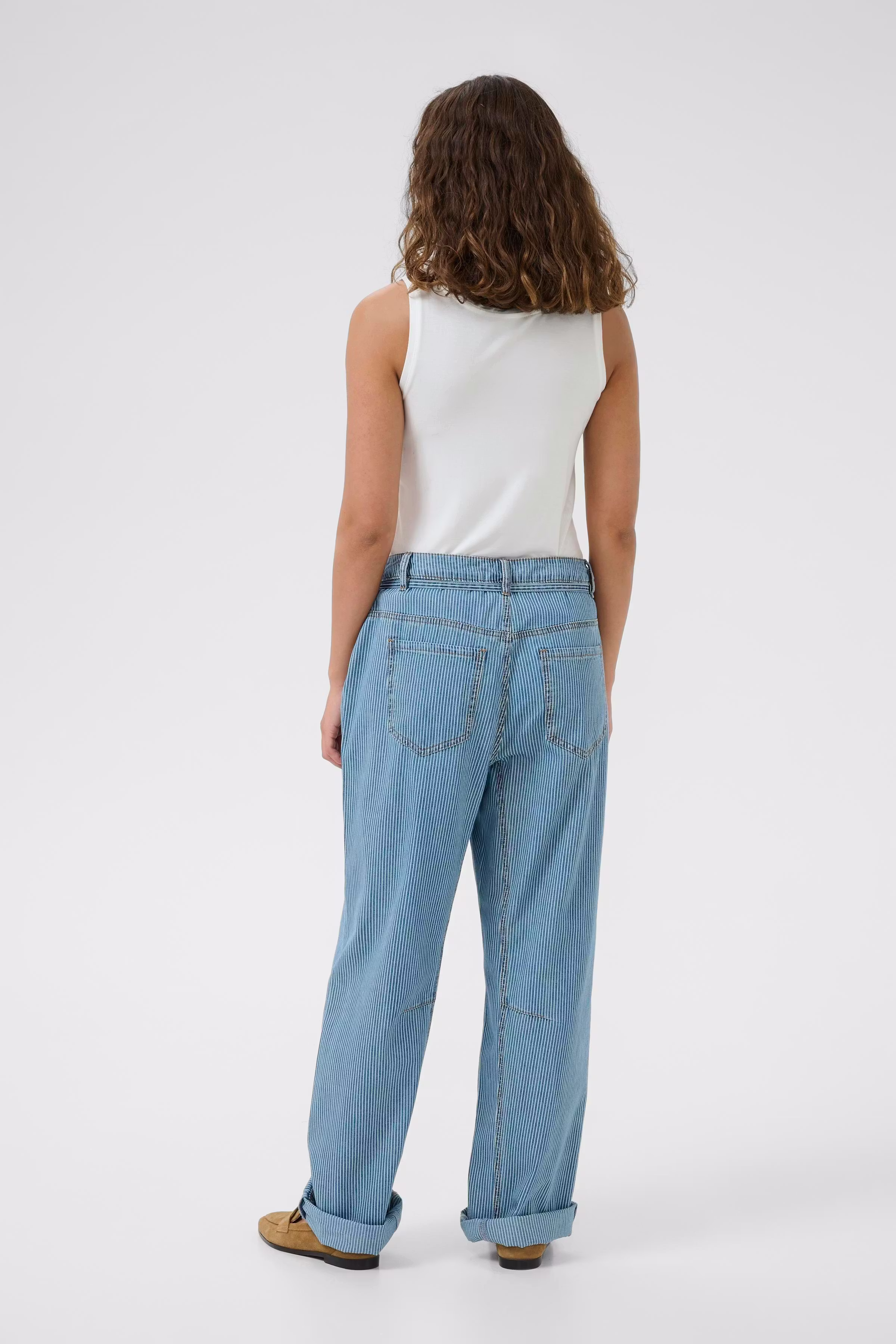 CUayna Hose LOOKBOOK BACK 50112790-109137