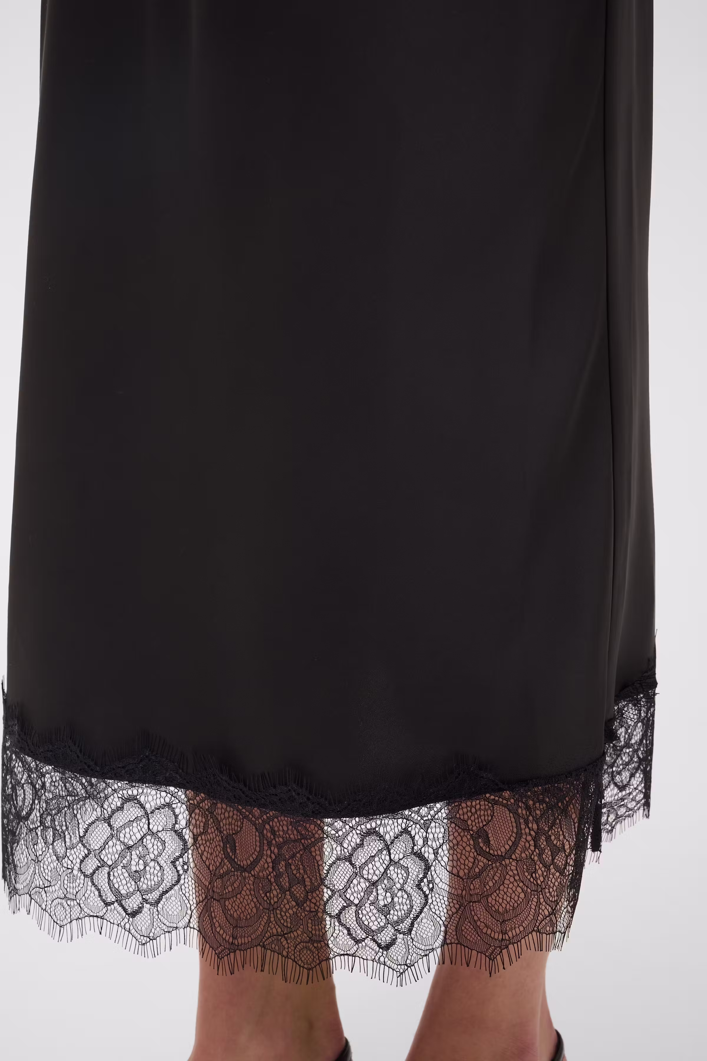 KAhilll Skirt LOOKBOOK DETAIL 10511909-100121